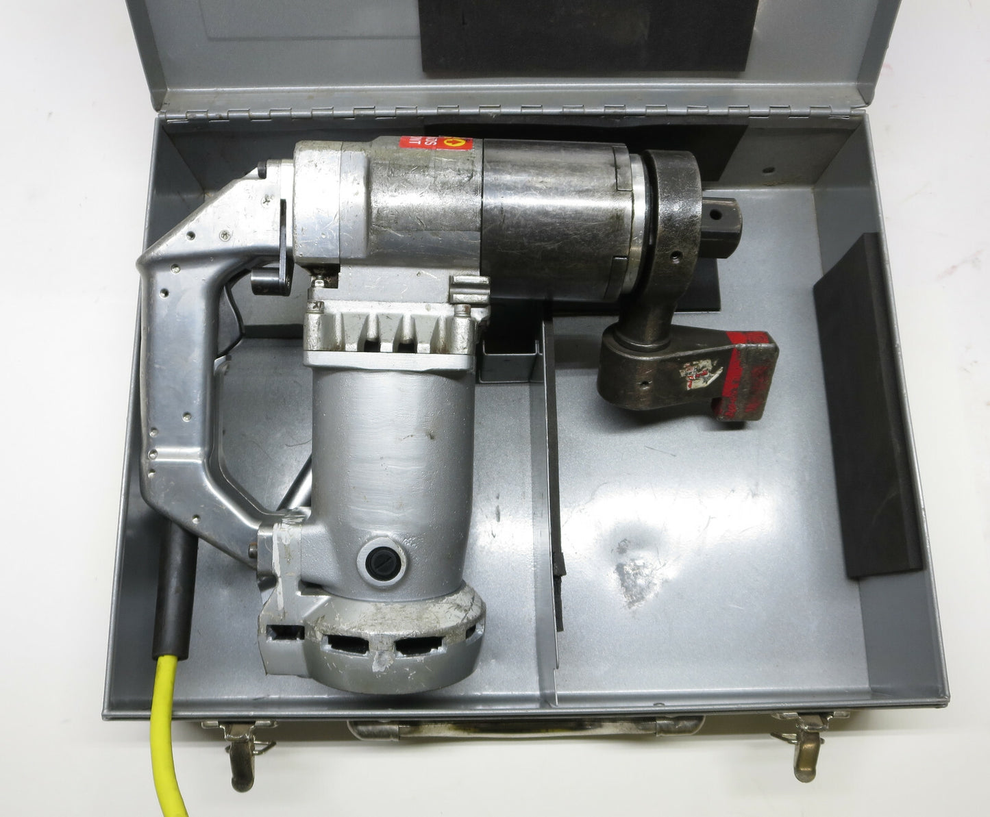 TONE STC12AE 1" Drive Torque Control Wrench Electric 115v 370 - 900 FT LBS