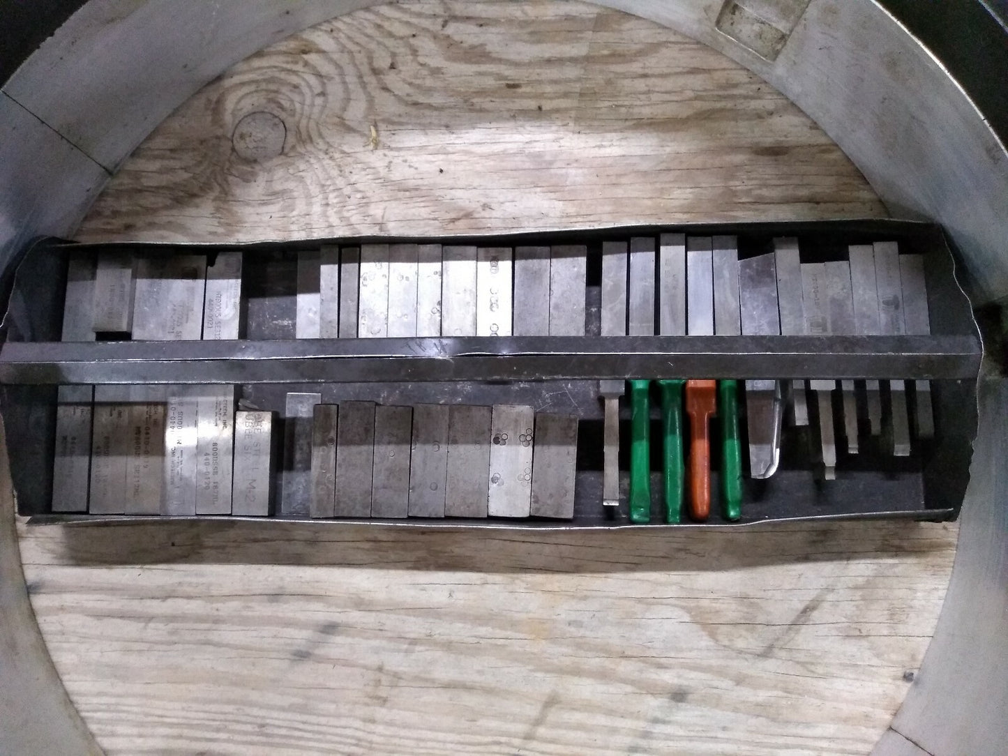 MACTECH 820 US Clamshell Pipe Lathe Split Frame 16 - 20 in w/ Hydraulic Motor