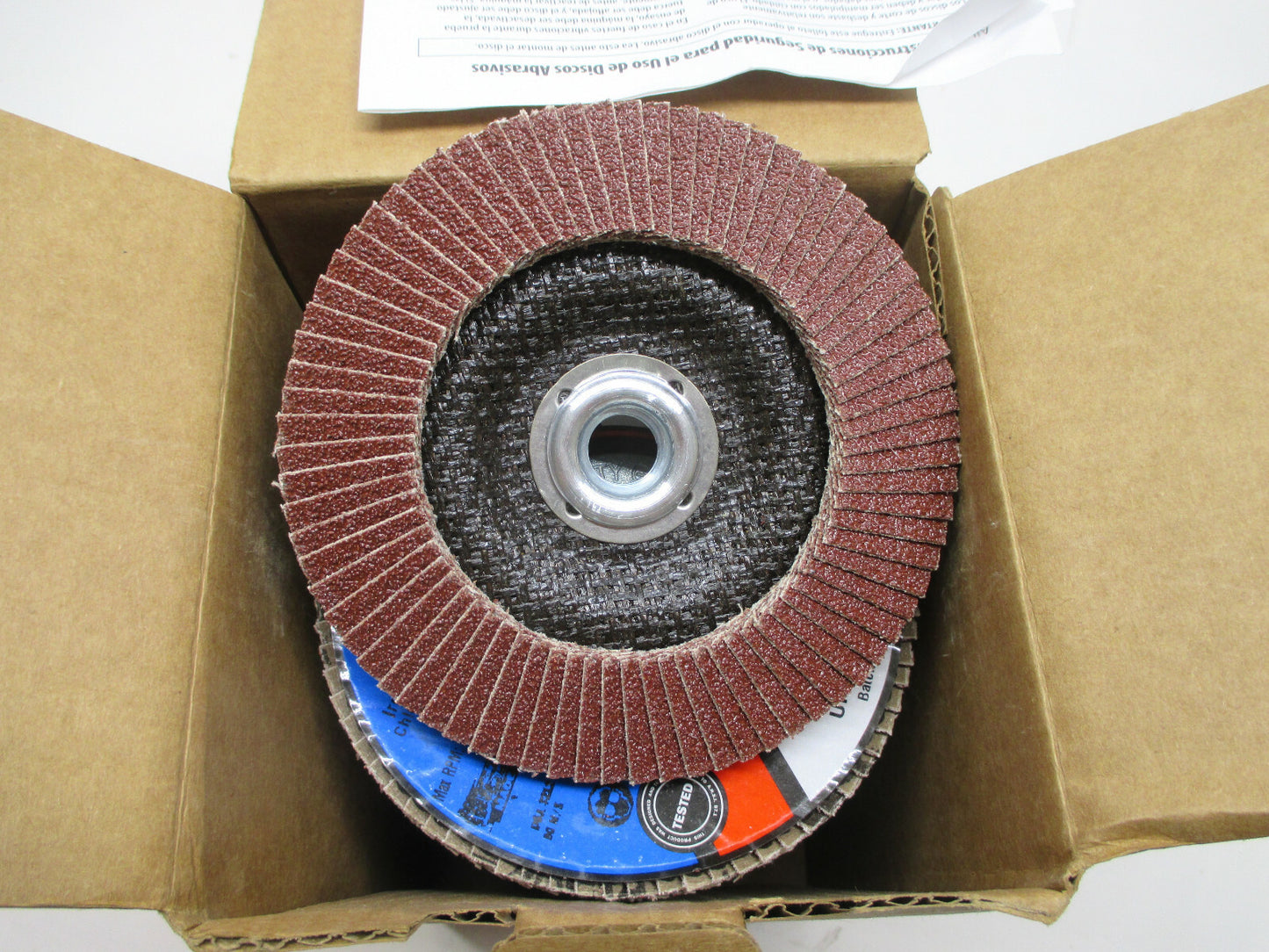 BOX OF 10 CGW 39602 5" x 7/8 Aluminum Oxide 40 Grit A3 Type 29 Flap Discs USA