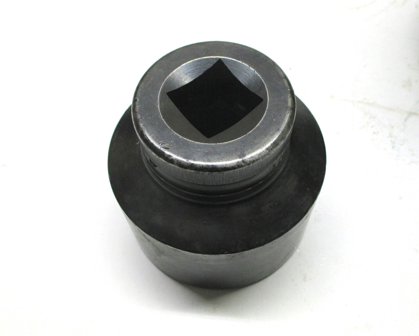 ARMSTRONG 22-080 2-1/2 Impact Socket 1" Drive 6-Point Made in USA