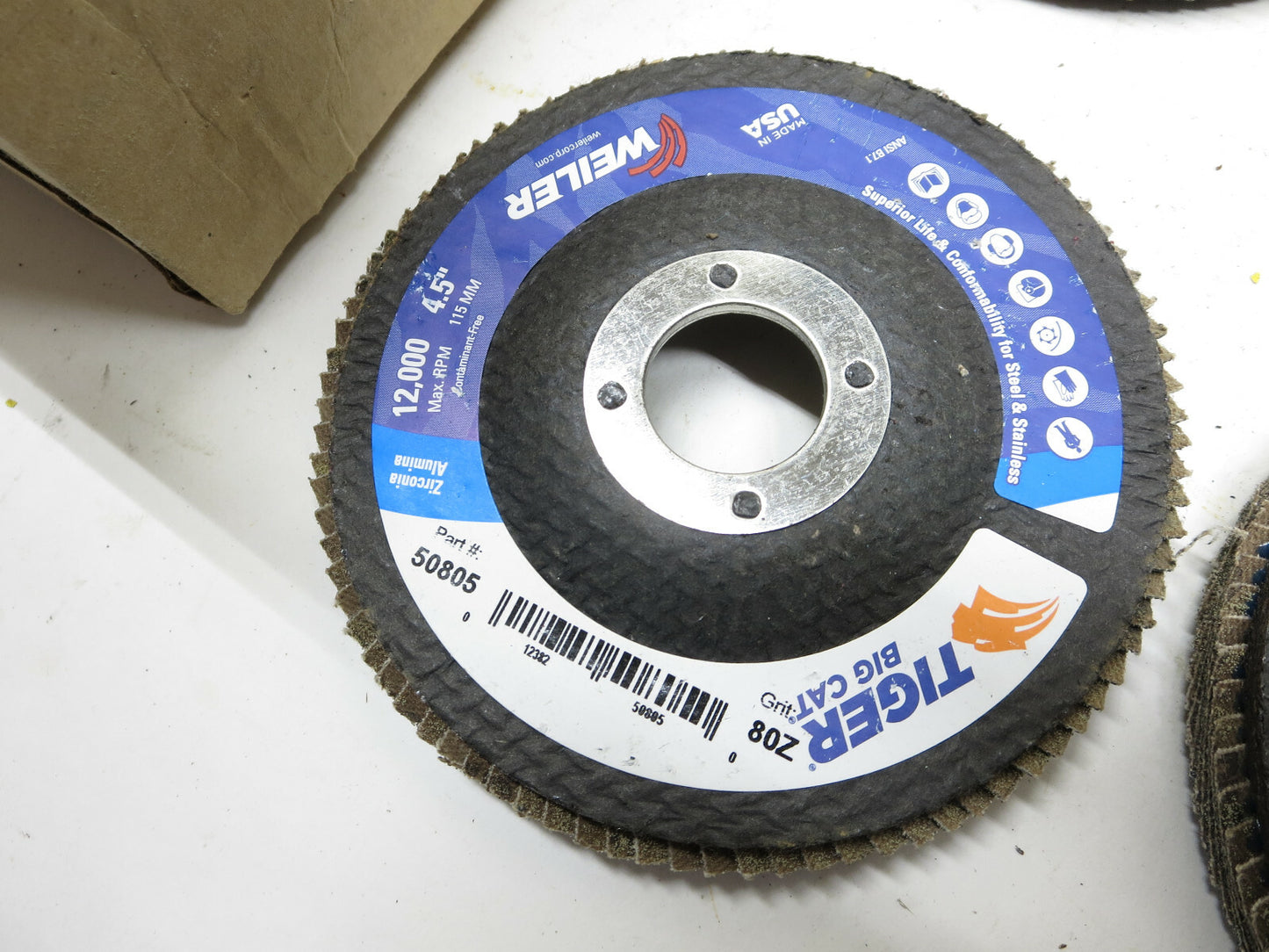 4 EA Weiler 50805 80 Grit and 2 EA Norton Red Heat 36 Grit 4-1/2" Flap Discs
