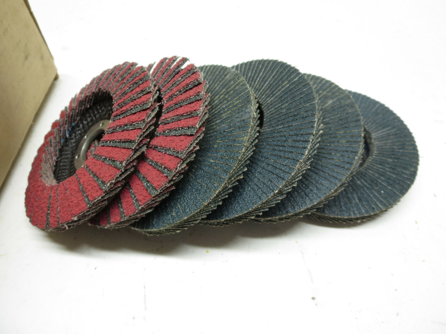 4 EA Weiler 50805 80 Grit and 2 EA Norton Red Heat 36 Grit 4-1/2" Flap Discs