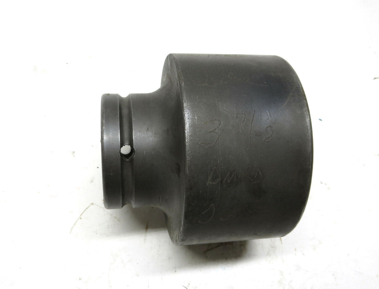 Armstrong 3-7/8" Impact Socket 1-1/2" Drive 23-124 Armaloy Made in USA