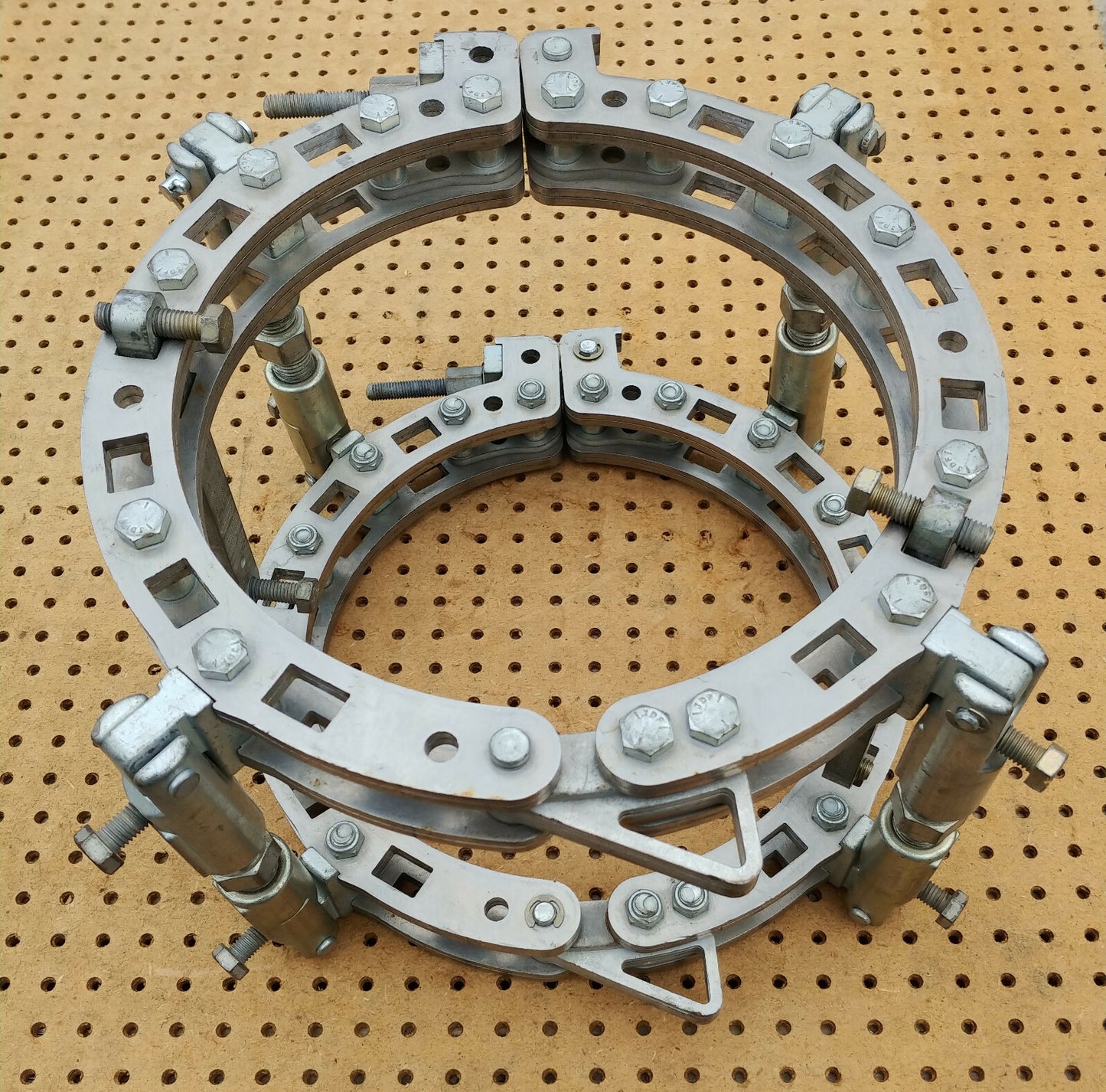 Walhonde TL5012-SSPP Top Liner 12" SS, Pipe To Pipe Stainless Steel Clamp EXC.