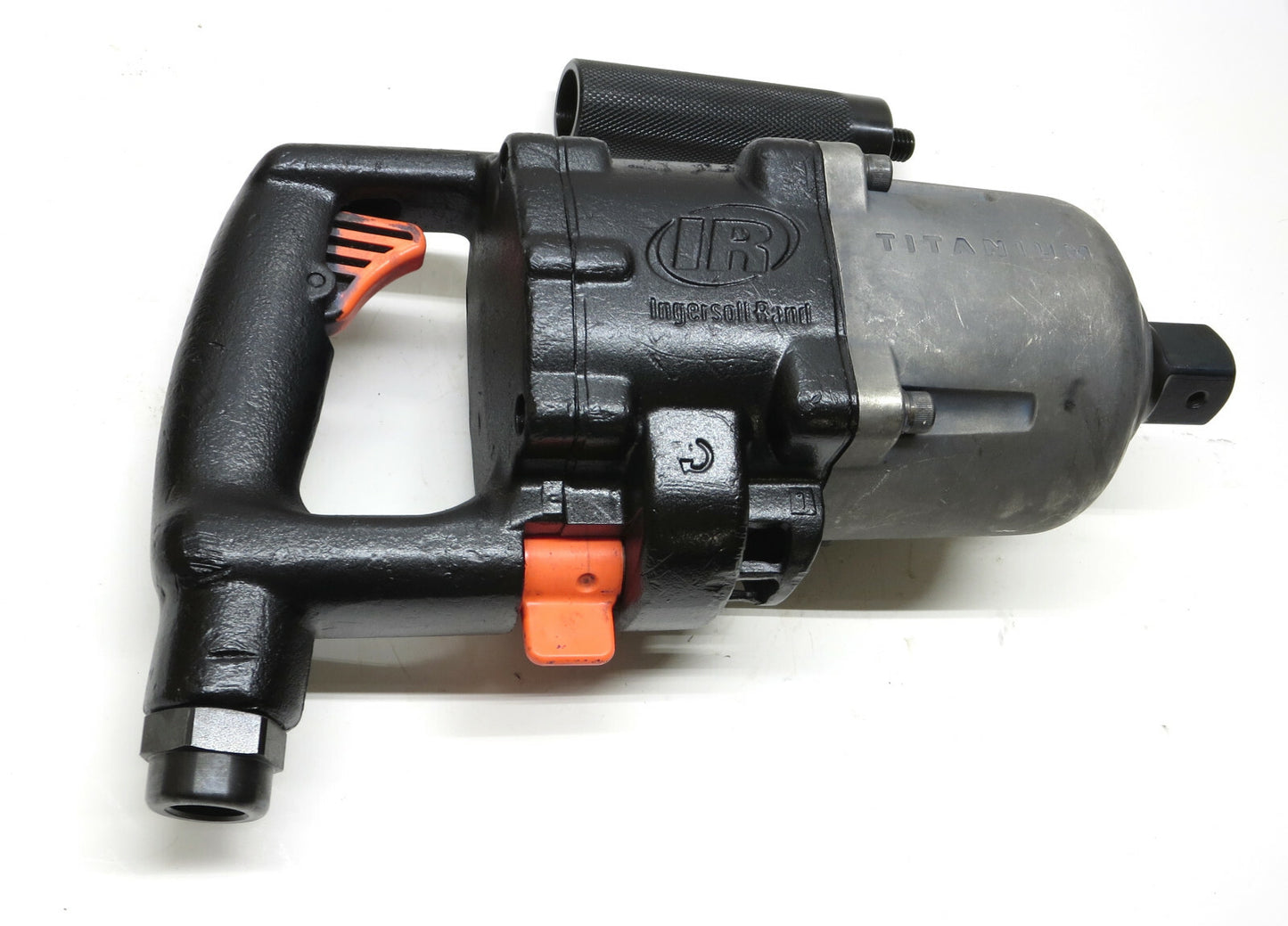 Ingersoll Rand 3940B2Ti Impact Wrench 1 in. Drive 2,500 FT LBS 6,000 RPM (28007)