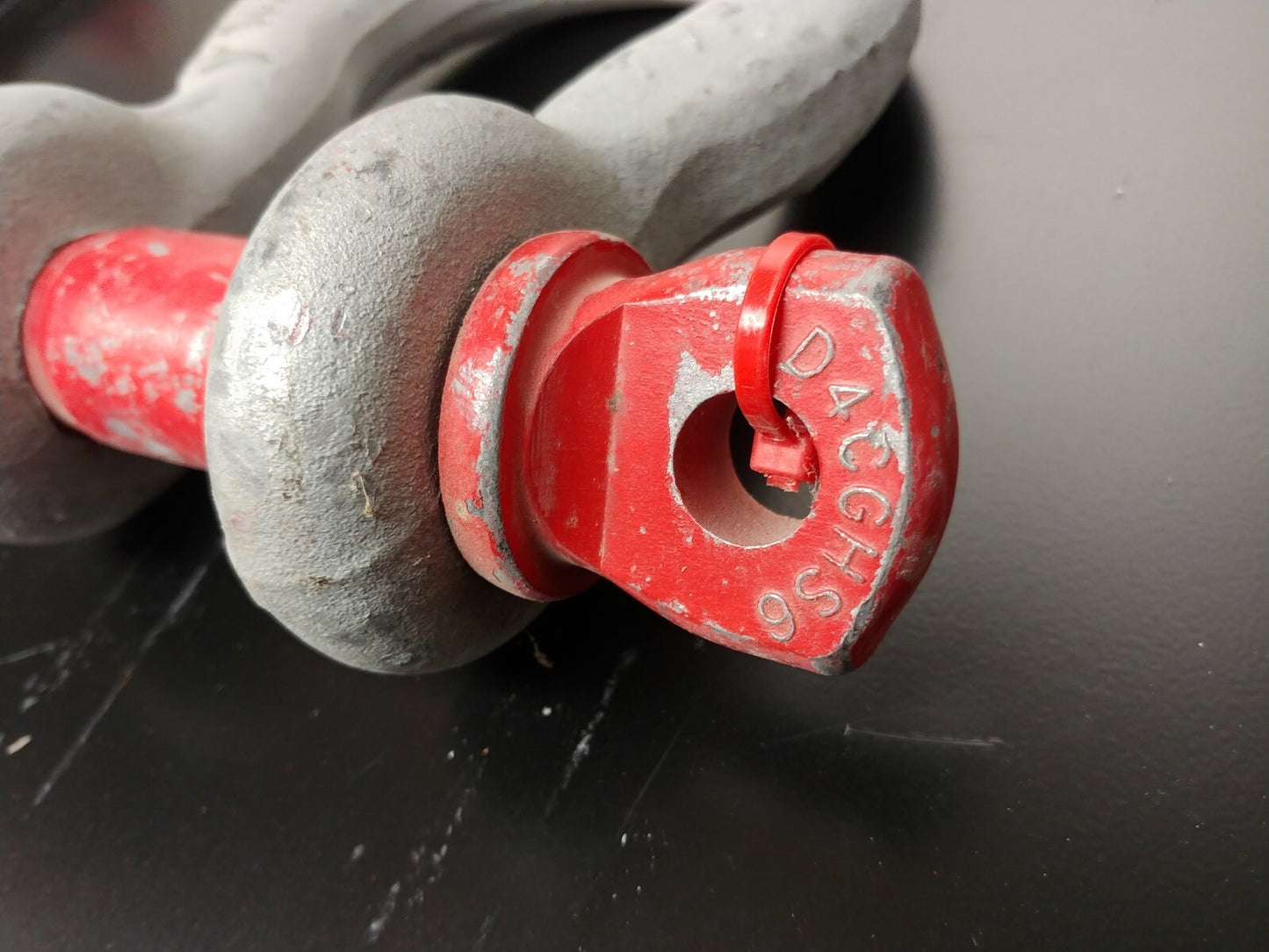 1 ea. Crosby 1-1/8 in. Screw Pin Anchor Shackle 9-1/2 Ton 1018552 G-209 USA