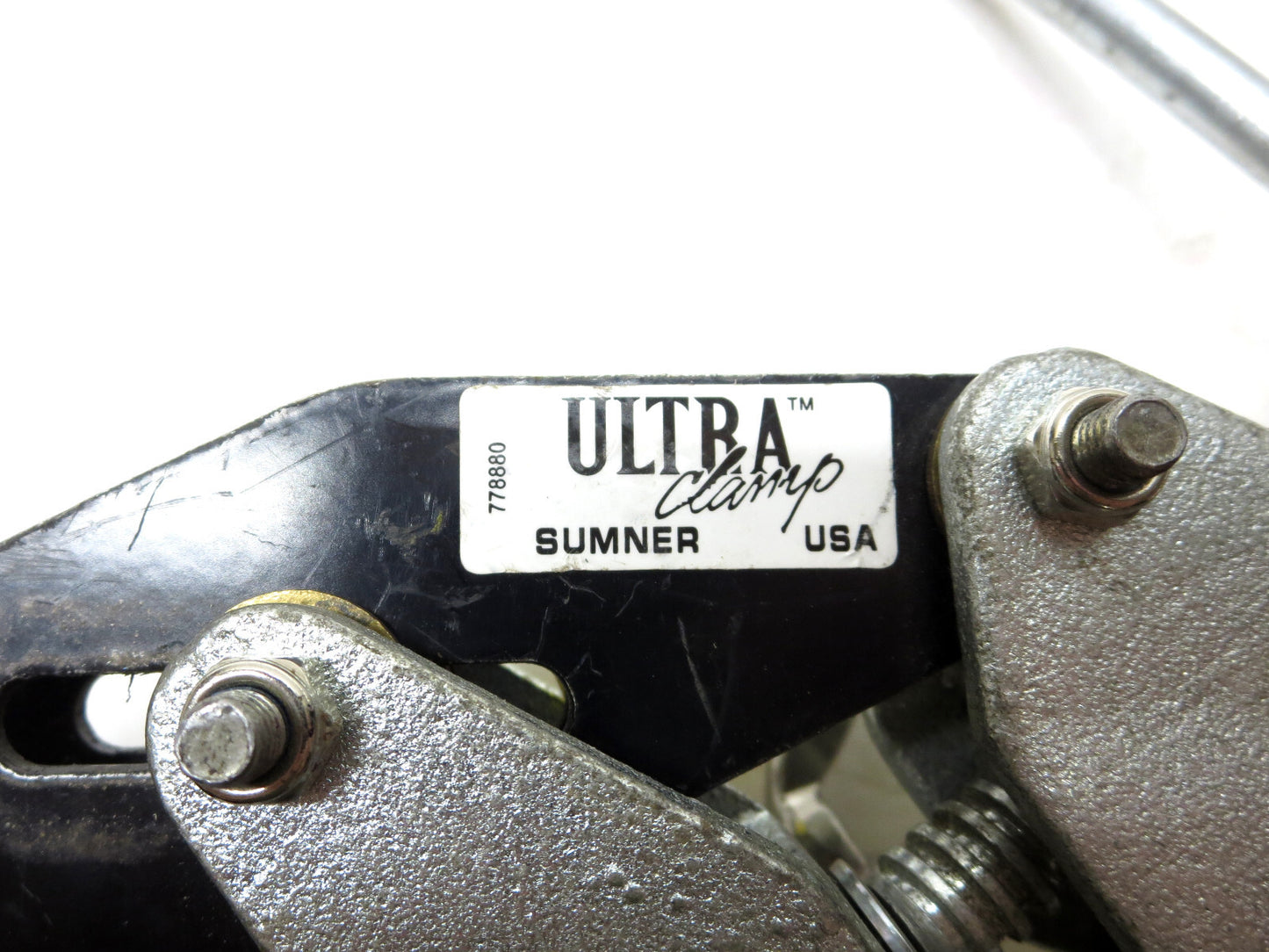 SUMNER 781130 Pipe Clamp 1 to 2-1/2 in. Adjustable Ultra Clamp UC1-2.5 EXC. Cond
