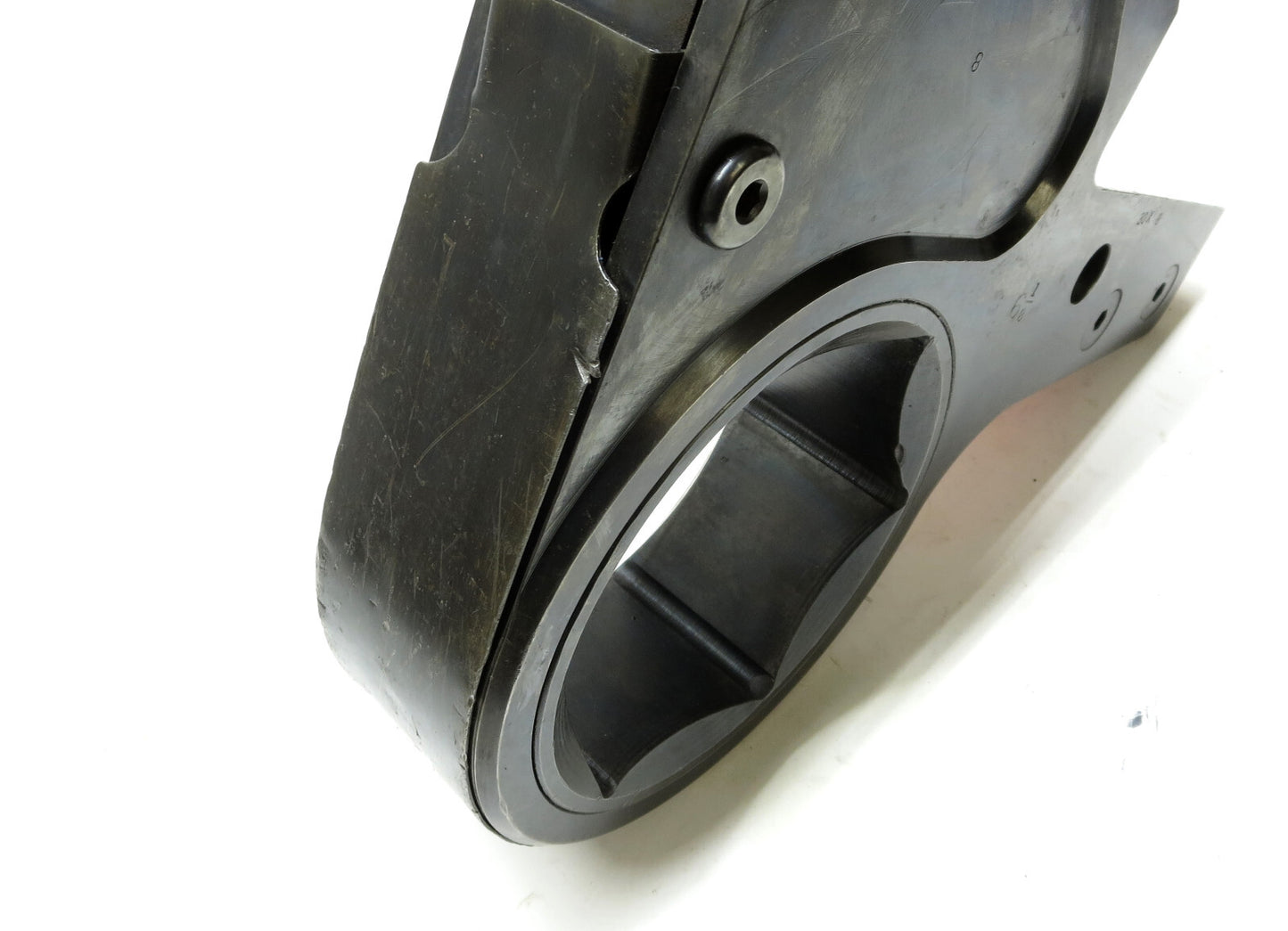 Hytorc 6-1/8 in. XLCT-30 Hydraulic Torque Wrench Hex Link 30 XLCT