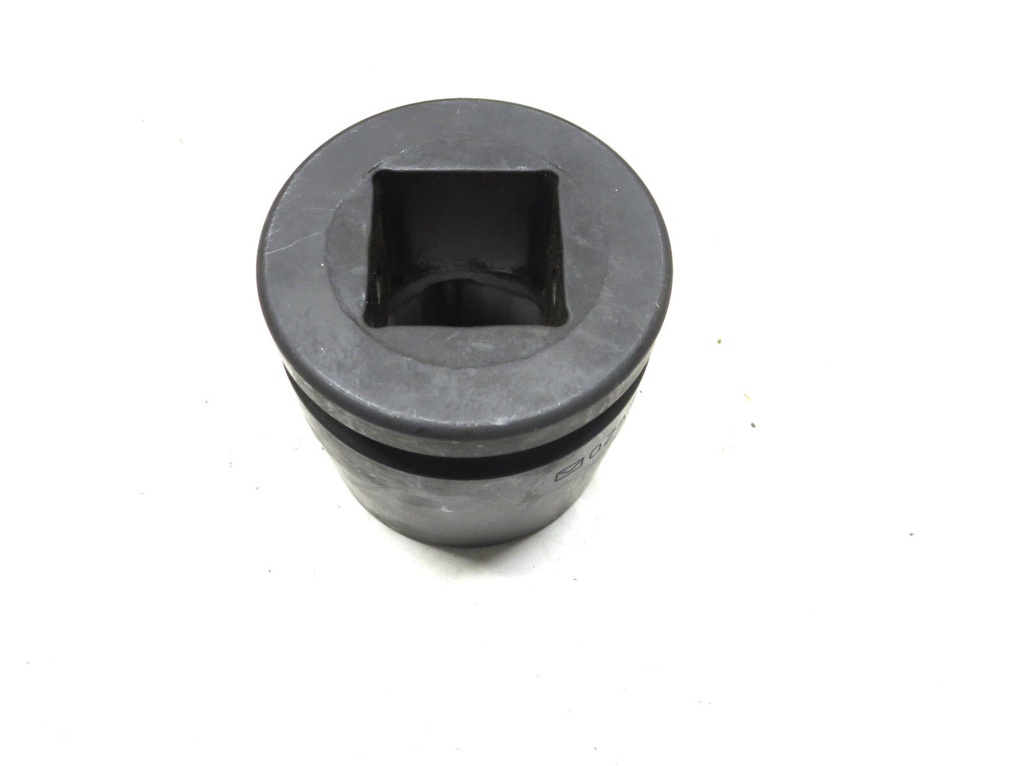 OZAT 2 in. Impact Socket 1-1/2 in. Drive Model 2432M51 Excellent Condition