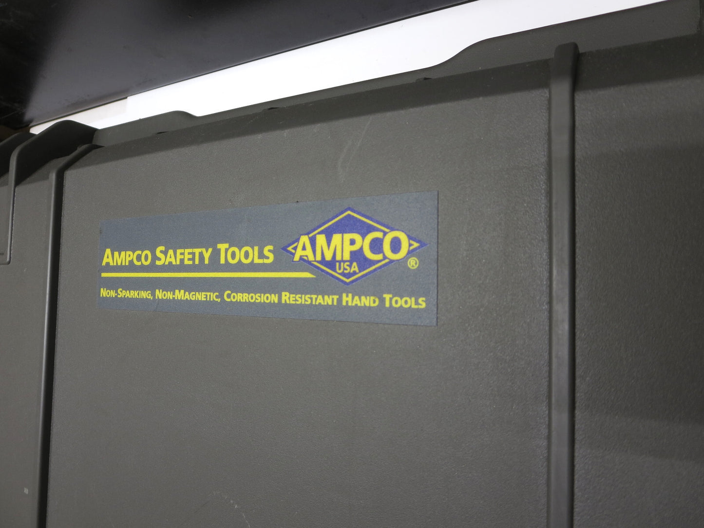 Ampco Safety Tools W-260M Kit 1/2" Drive Metric Socket Set