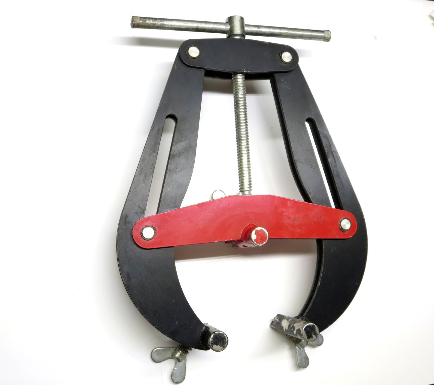 B & B Pipe Mathey 1222A Adjustable Pipe Clamp 6 To 14 in.