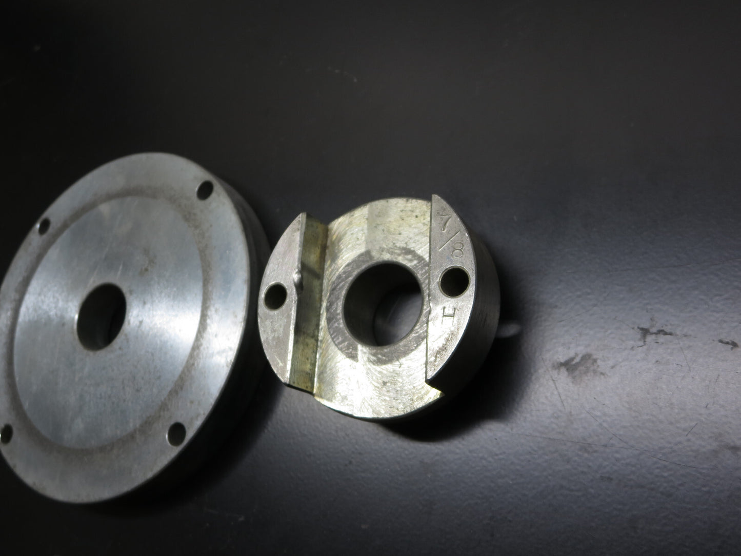 Skidmore Wilhelm 7/8" Bolt Plate M-514 and 7/8" Bushing M-714 Set 7/8 in. HH