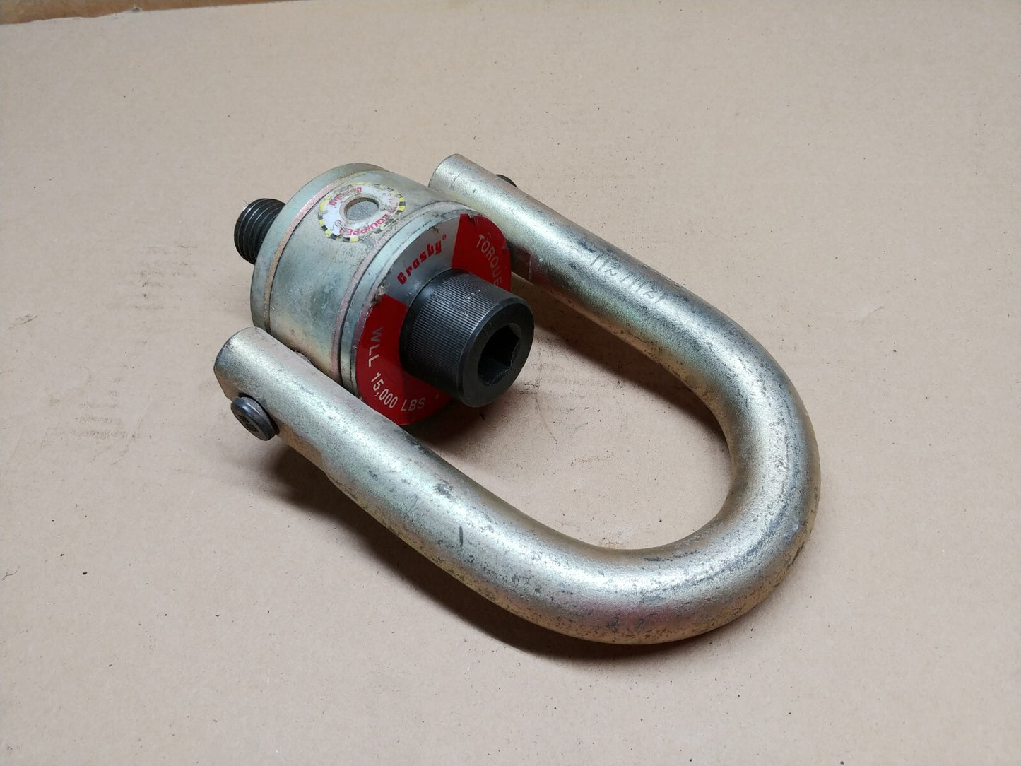 Crosby Swivel Hoist Ring WLL 15,000 LB, 1-1/4 - 7 TPI 2.21" Proj. 1016975 HR-125