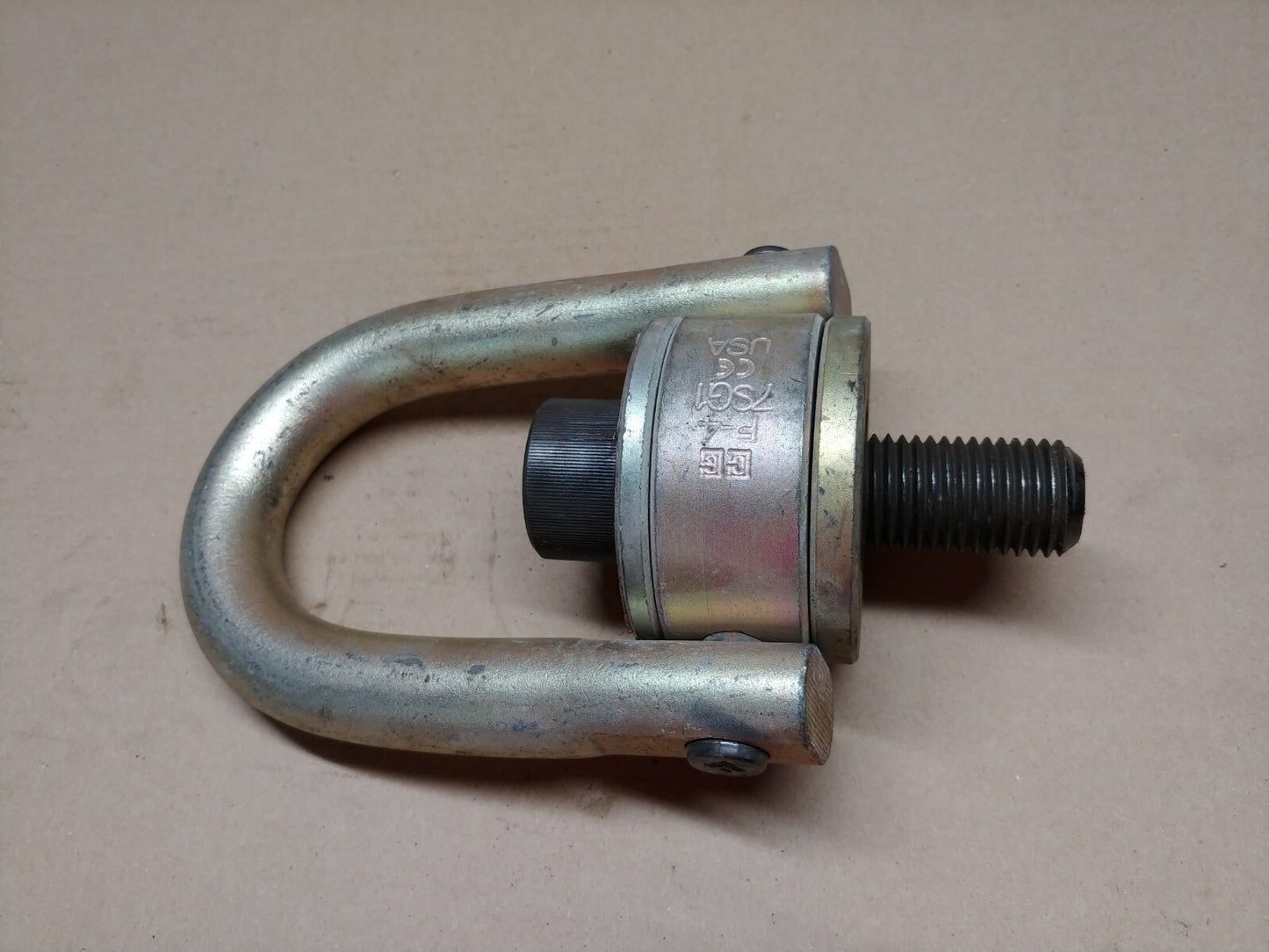 Crosby Swivel Hoist Ring WLL 15,000 LB, 1-1/4 - 7 TPI 2.21" Proj. 1016975 HR-125