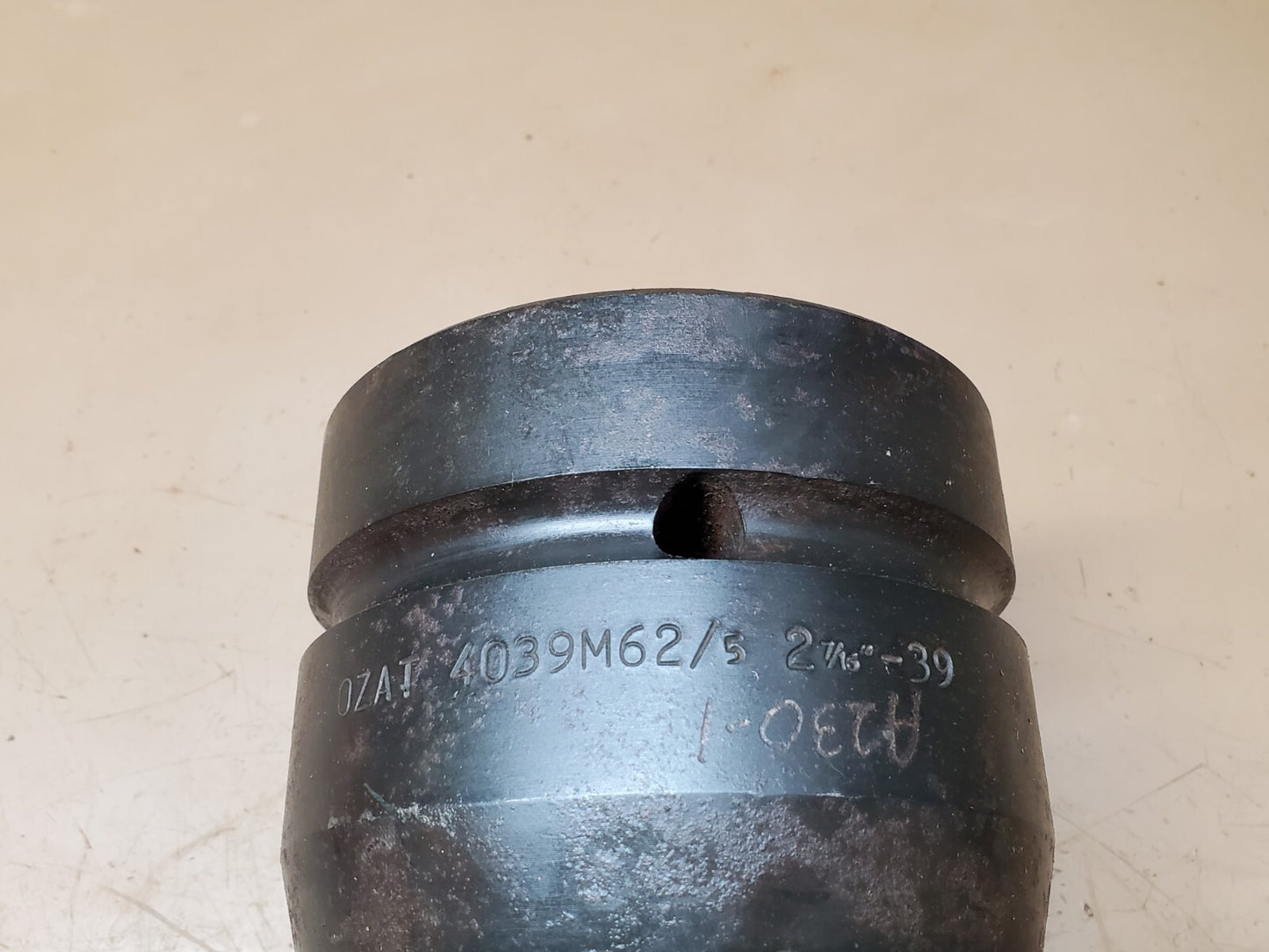 OZAT 2-7/16 in. / 62 mm Impact Socket Drive 6 Point 2-1/2 in. Drive 4039