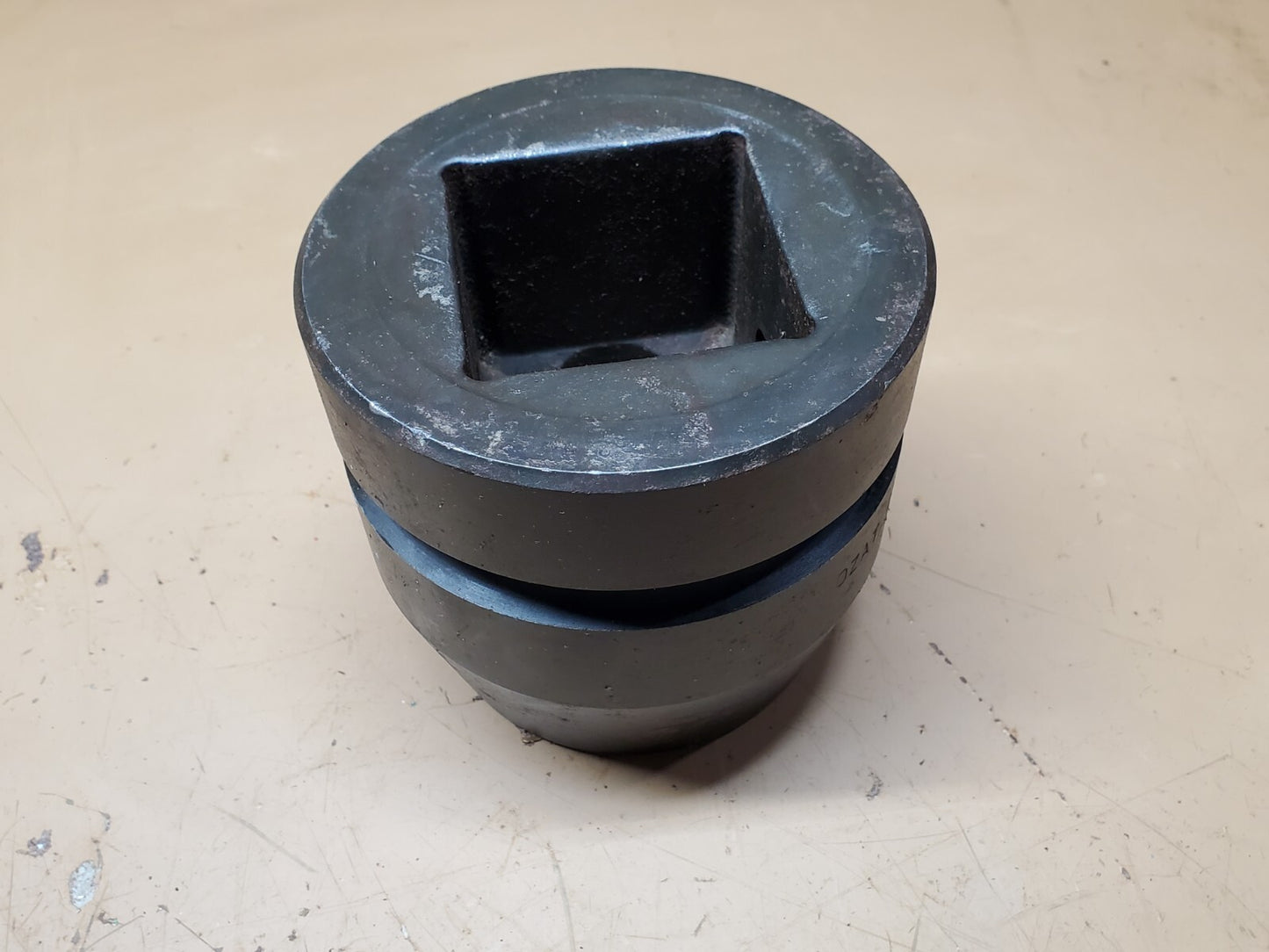 OZAT 2-7/16 in. / 62 mm Impact Socket Drive 6 Point 2-1/2 in. Drive 4039