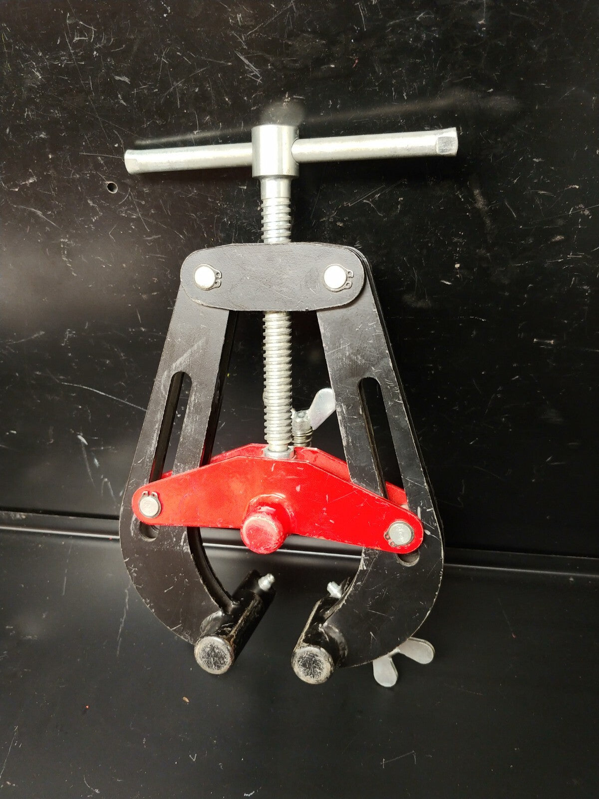 B & B Pipe Tools 1221 Alignment Welding Clamp 2 in. - 6 in. Capacity