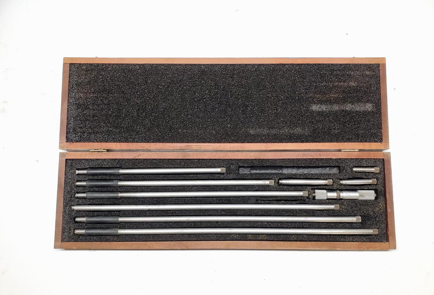 Starrett 823EZ Tubular Inside Micrometer Set (Less 6" rod)