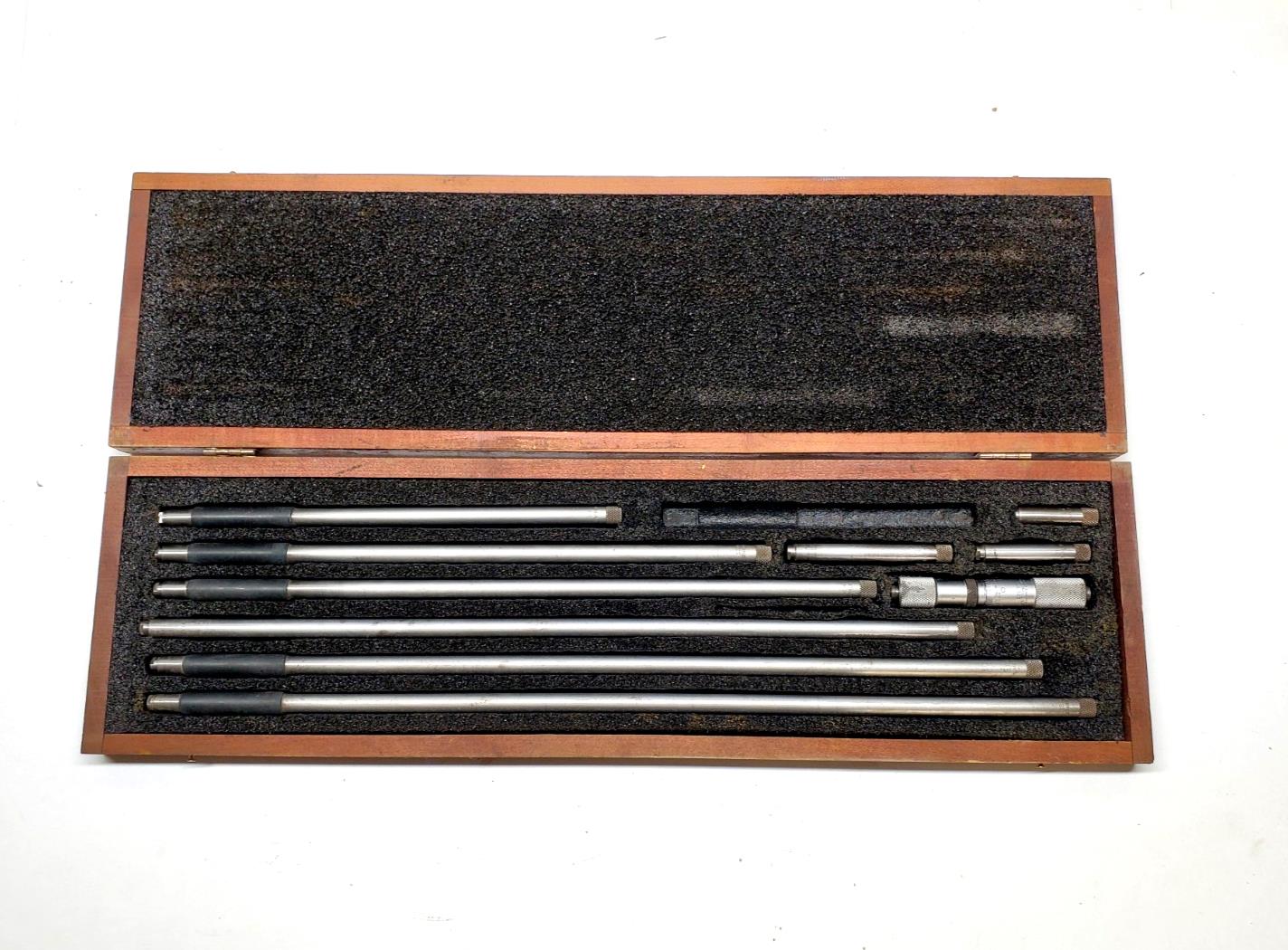 Starrett 823EZ Tubular Inside Micrometer Set (Less 6" rod)