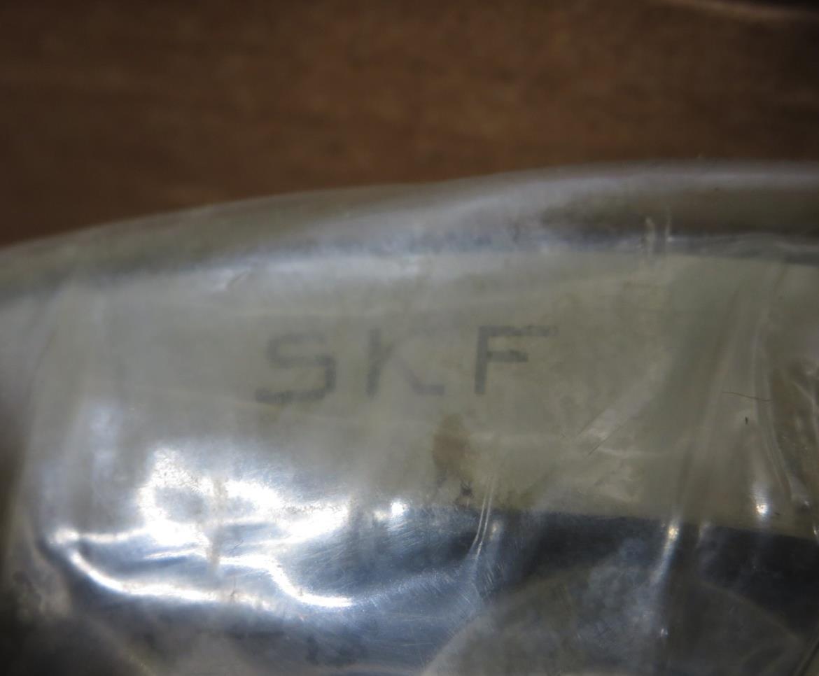 SKF Explorer 23226 CCK/C3W33 Spherical Roller Bearing w Origin Tag SHIPS from SC