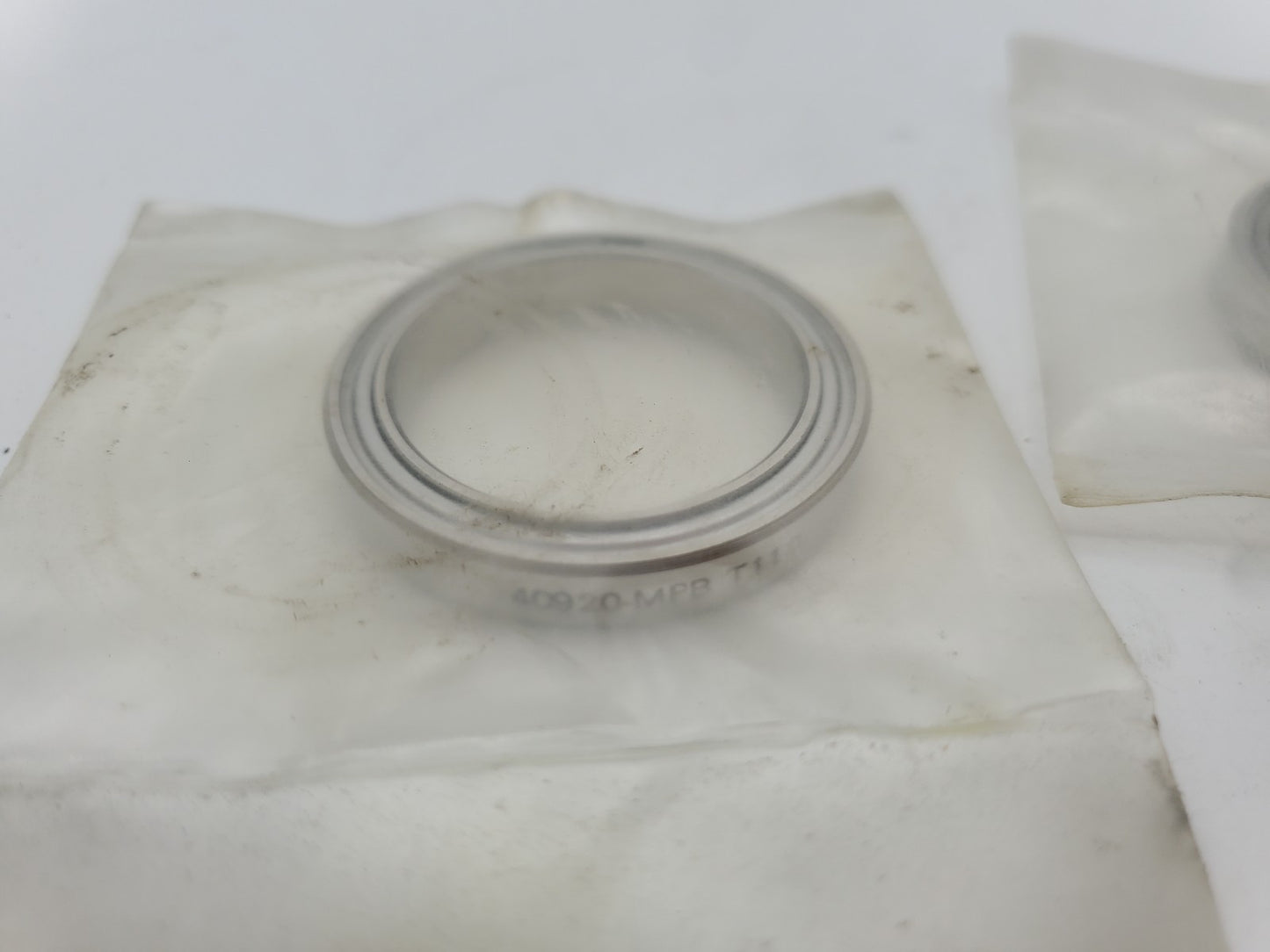 2 PCS MPB 40920-T110 Bearing Component MFR409210T110 New Sealed
