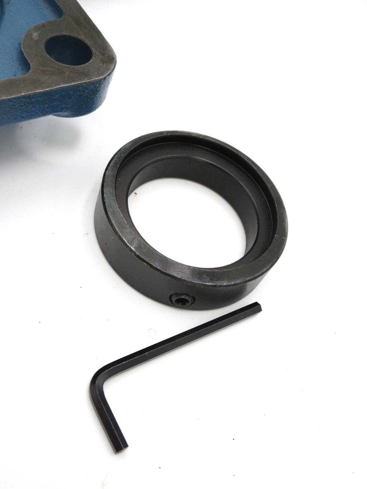 FSQ AELF210-115D1 Ball Bearing Flange Unit 1-15/16 in. Shaft 4-Bolt Taiwan