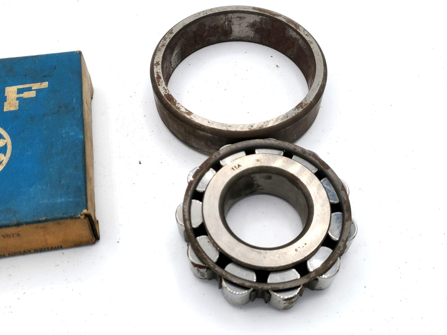 CRM11A SKF Cylindrical Roller Bearing (Some rust spots) NOS
