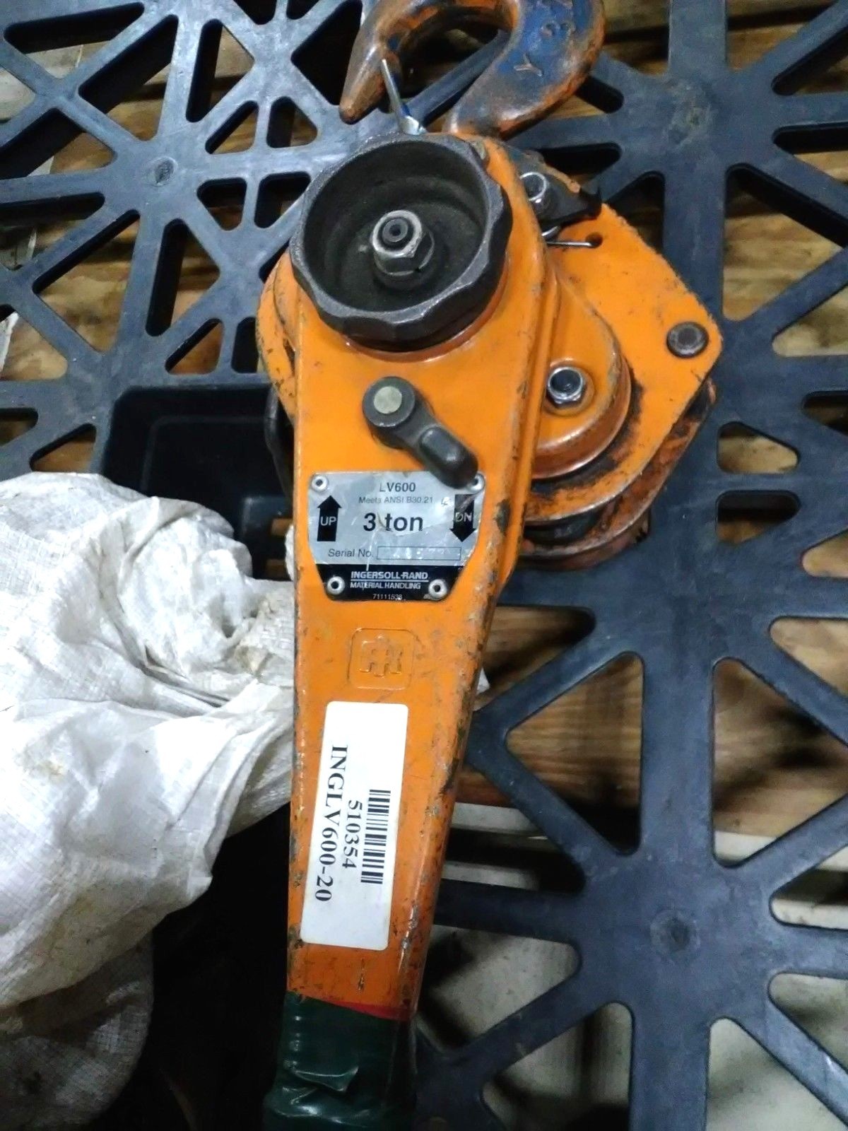 Ingersoll Rand LV600 3-Ton Lever Chain Hoist 20 FT Lift Classic LV-600-20