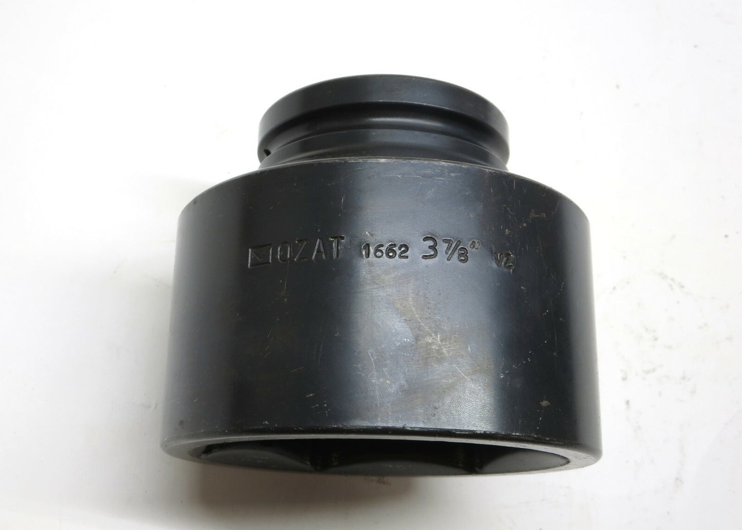 OZAT 3-7/8" Impact Socket 1662 1 in Drive 6 Point Standard Excellent