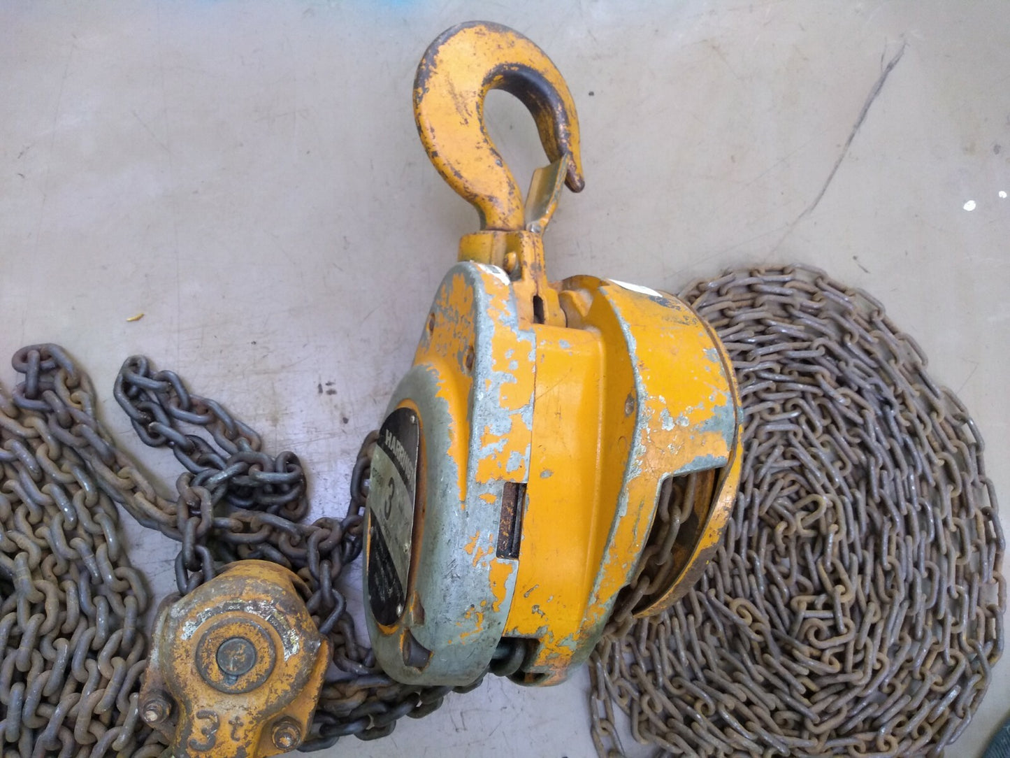 Harrington CF030-20 3-Ton Chain Hoist 20 ft Lift / 20 ft pull