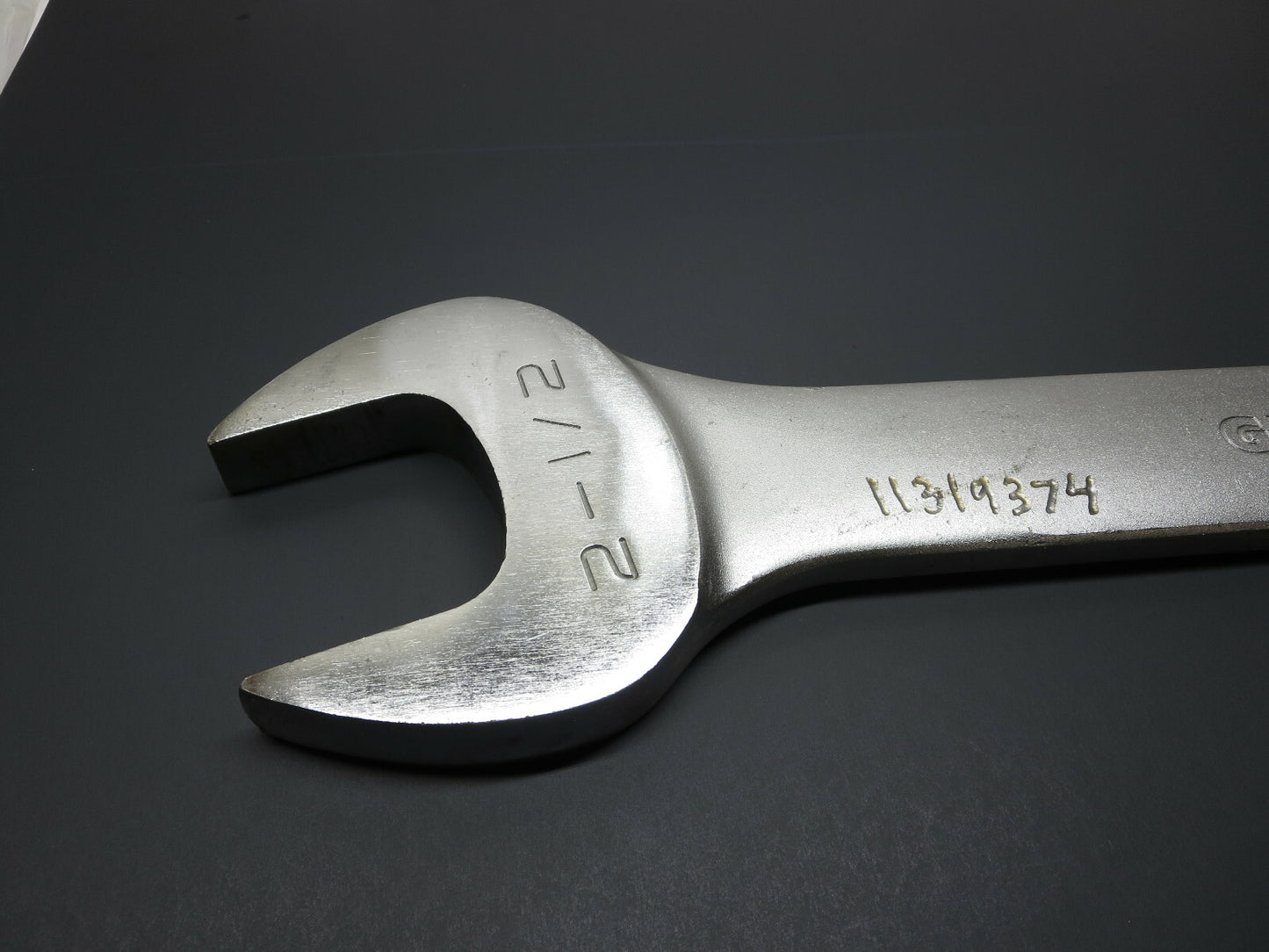 GearWrench 2-1/2" Long Pattern Combination Wrench 81829 Excellent Condition