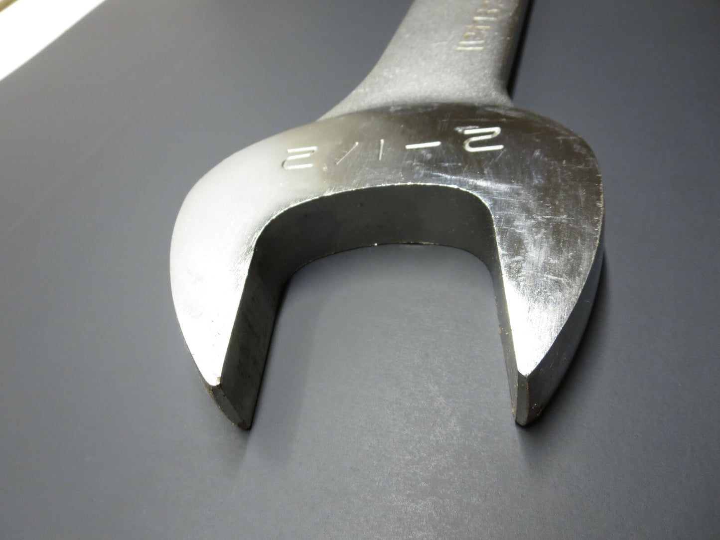 GearWrench 2-1/2" Long Pattern Combination Wrench 81829 Excellent Condition