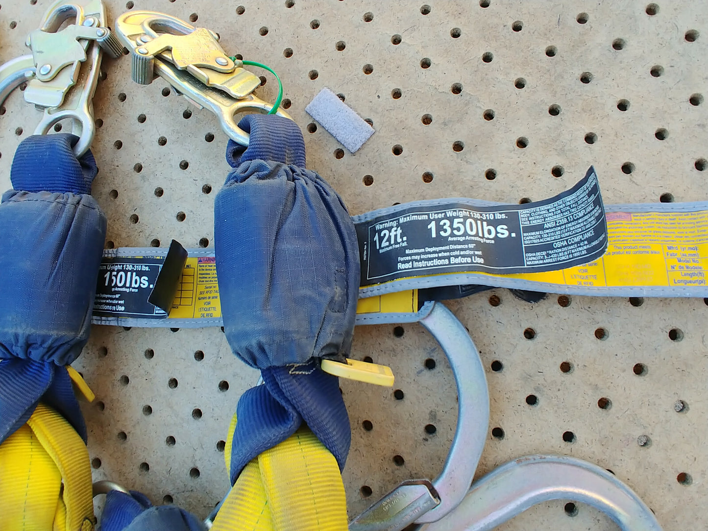 1 EA. 2018 DBI-SALA FORCE 2 Shock Absorber Dual Web Lanyard 1246129 Rebar Hooks