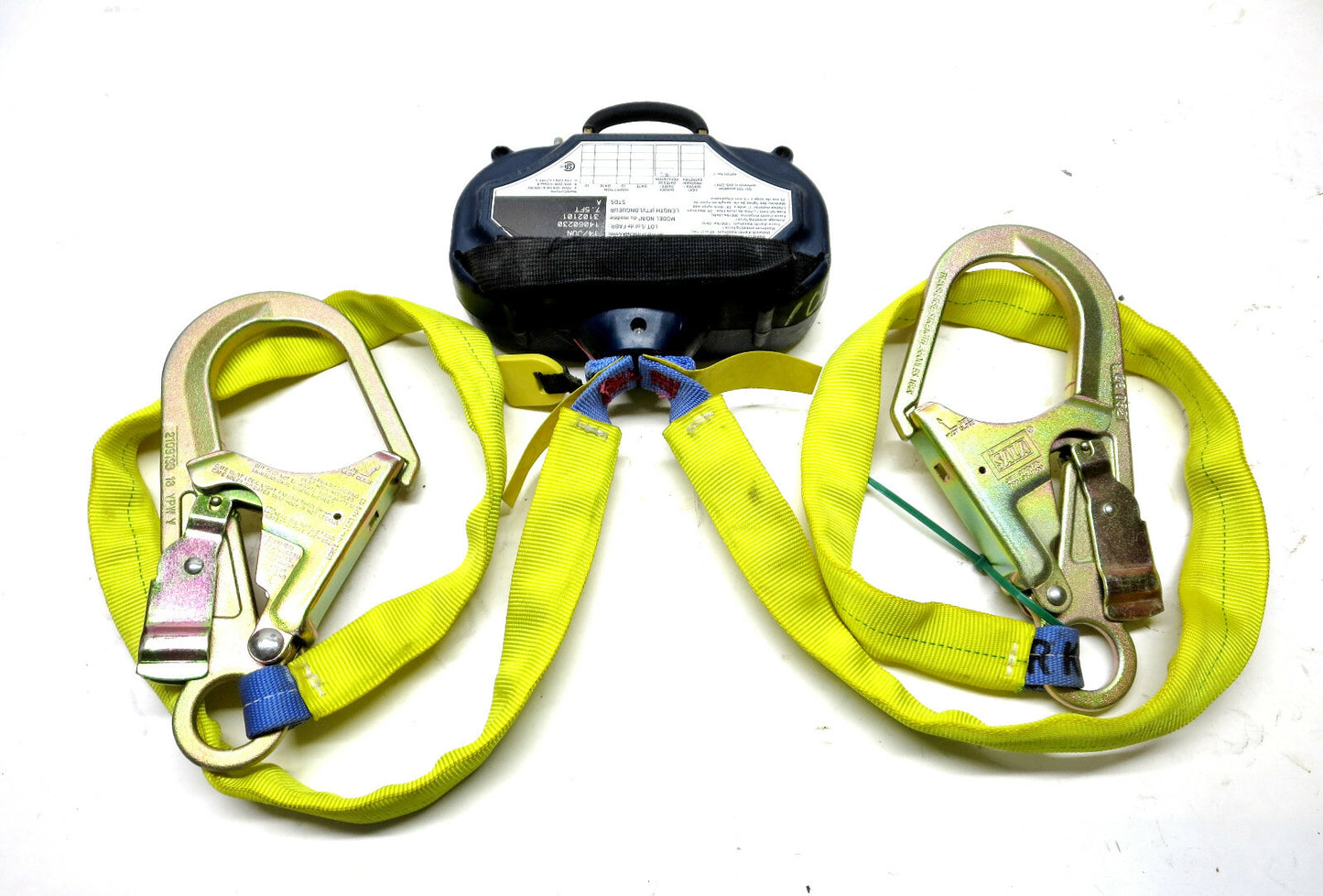 1 EA. Excellent DBI-SALA TALON 3102102 Twin Leg SRL w/ Steel Hooks