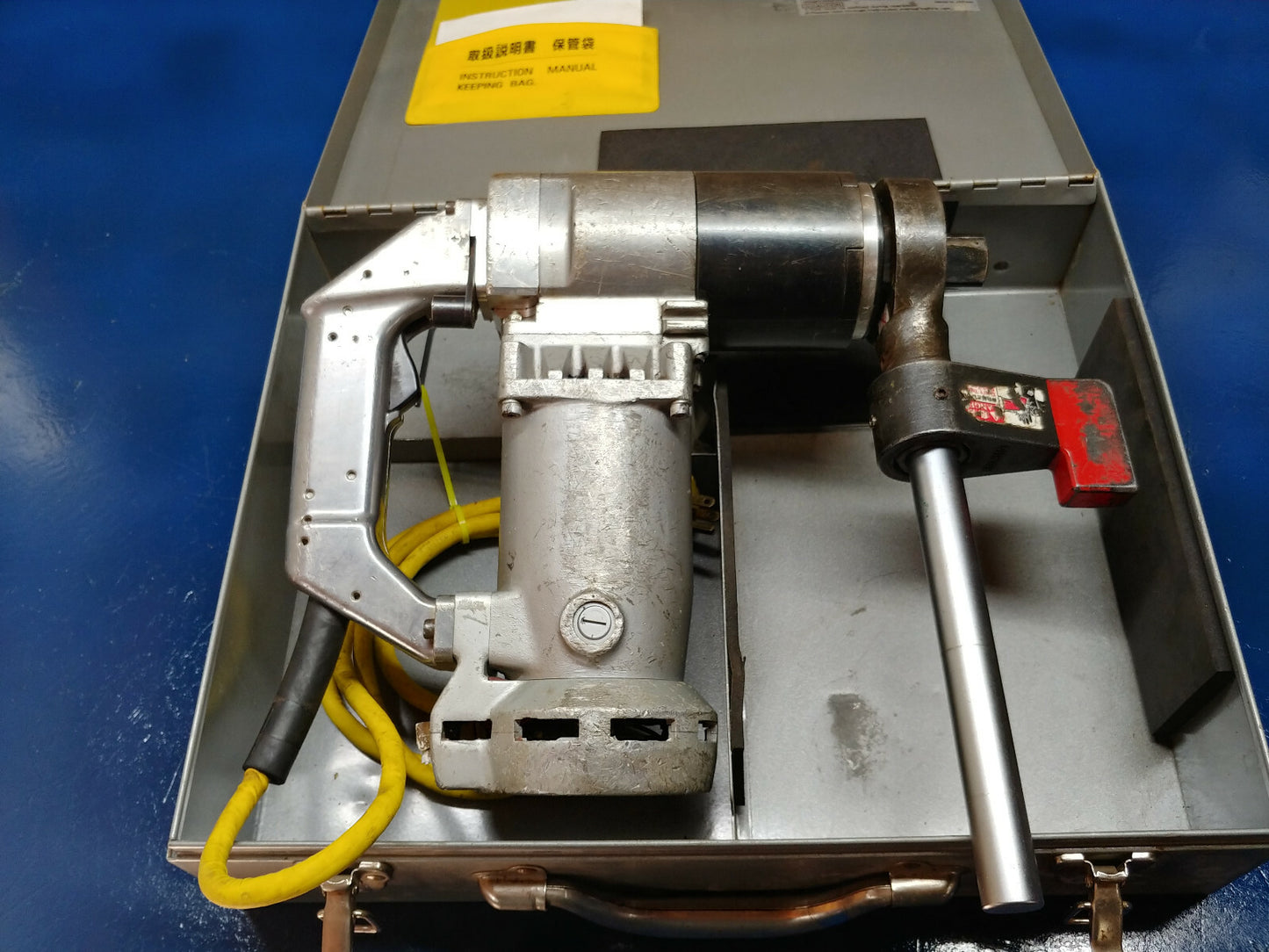 TONE STC12AE Torque Control Wrench 370 - 900 FT LBS Torque Tested MFG 2016