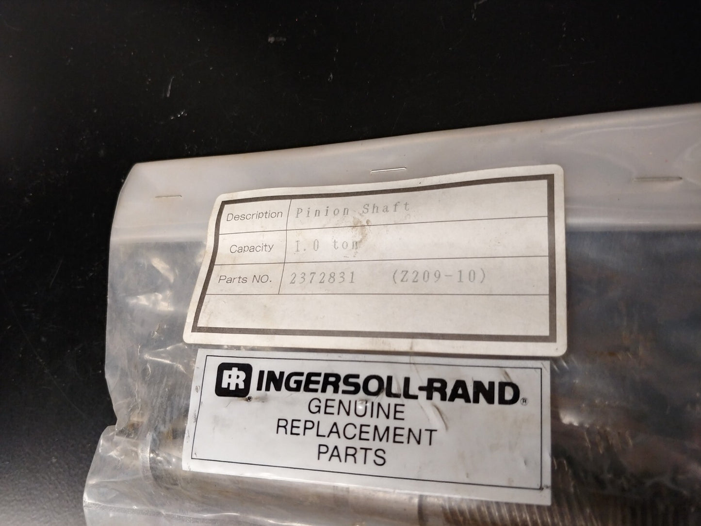 Ingersoll Rand 2372831 Pinion Shaft for 1 t VL2 and MCH5 Premium Hoists