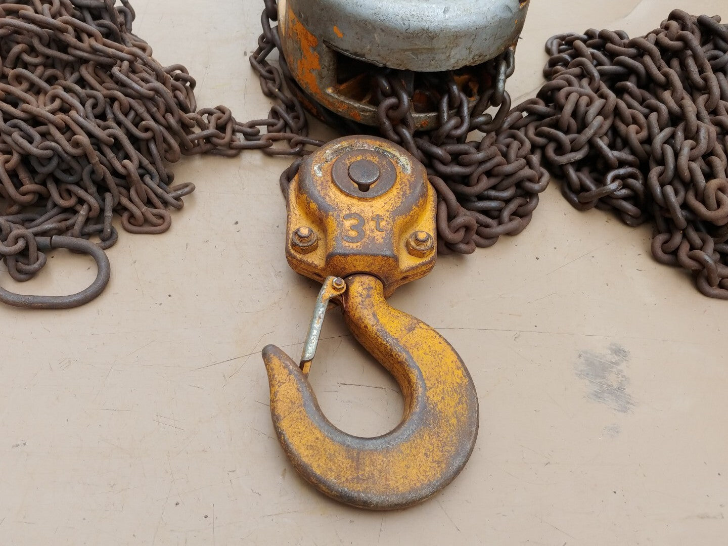 Harrington 3 Ton Chain Hoist 20 Ft Lift CF030-20 S/N F139307