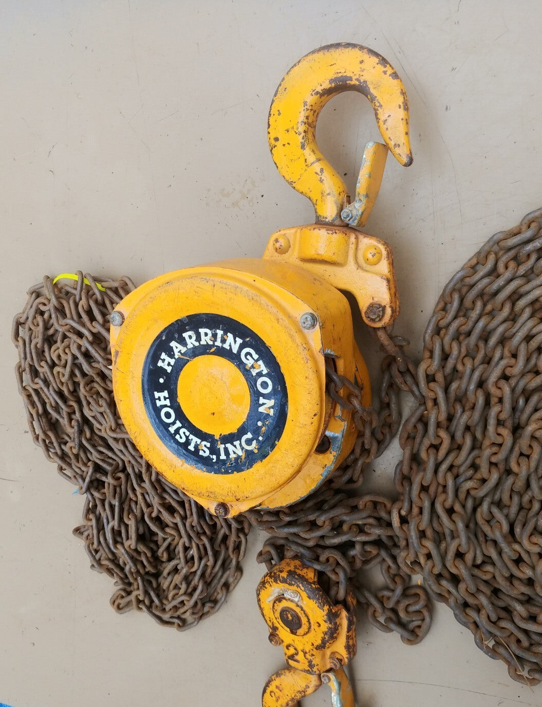 Harrington 2 Ton Chain Hoist 20 Ft Lift CF020-20 S/N F110395