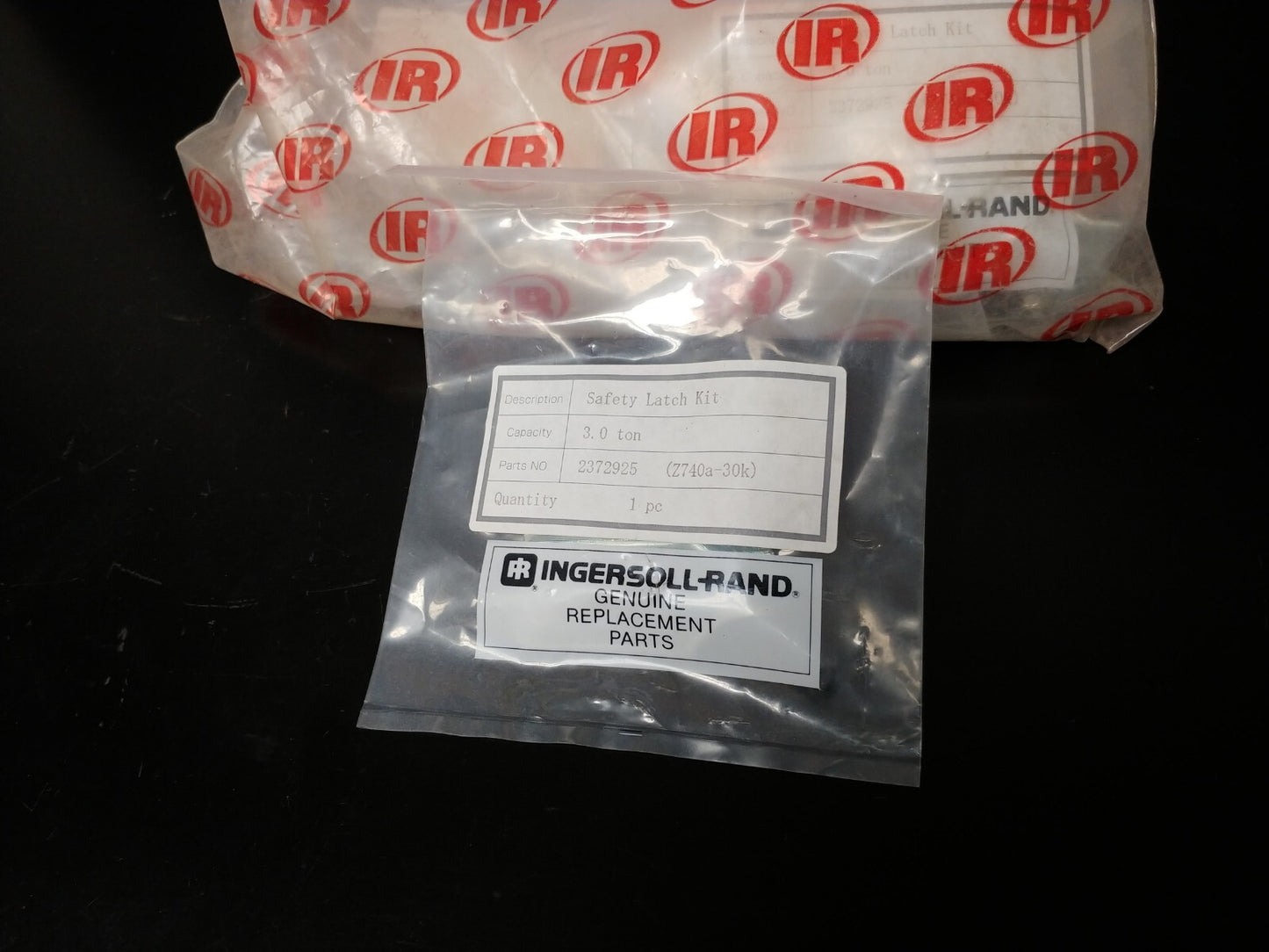 Ingersoll Rand Hook Latch Kit P/N 2372925 3 ton VL2 / MCH5 Chain Hoists