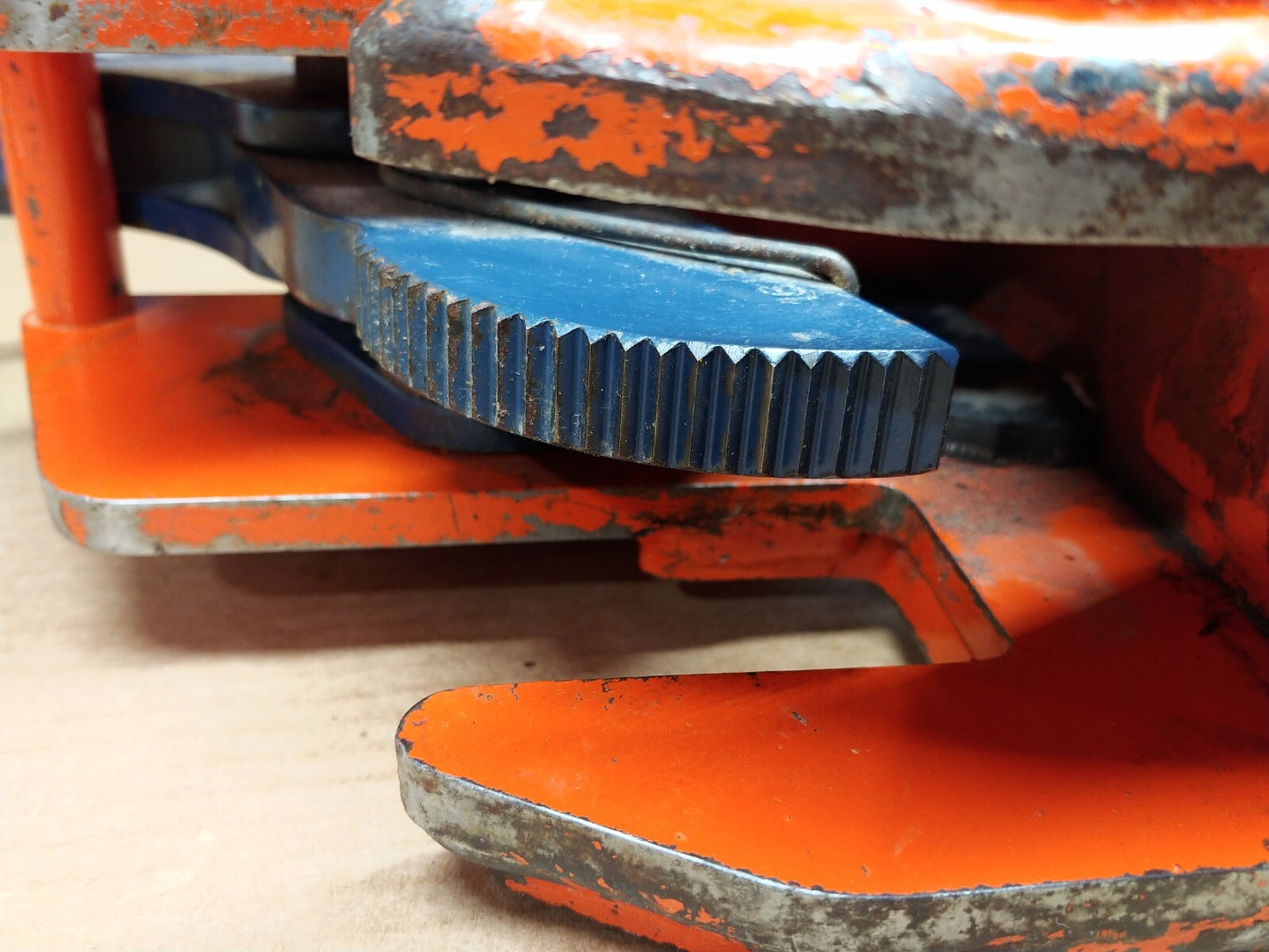 Crosby IPBHZ 3 Ton Beam Lifting Clamp 0" - 1-9/16" Capacity 2705463
