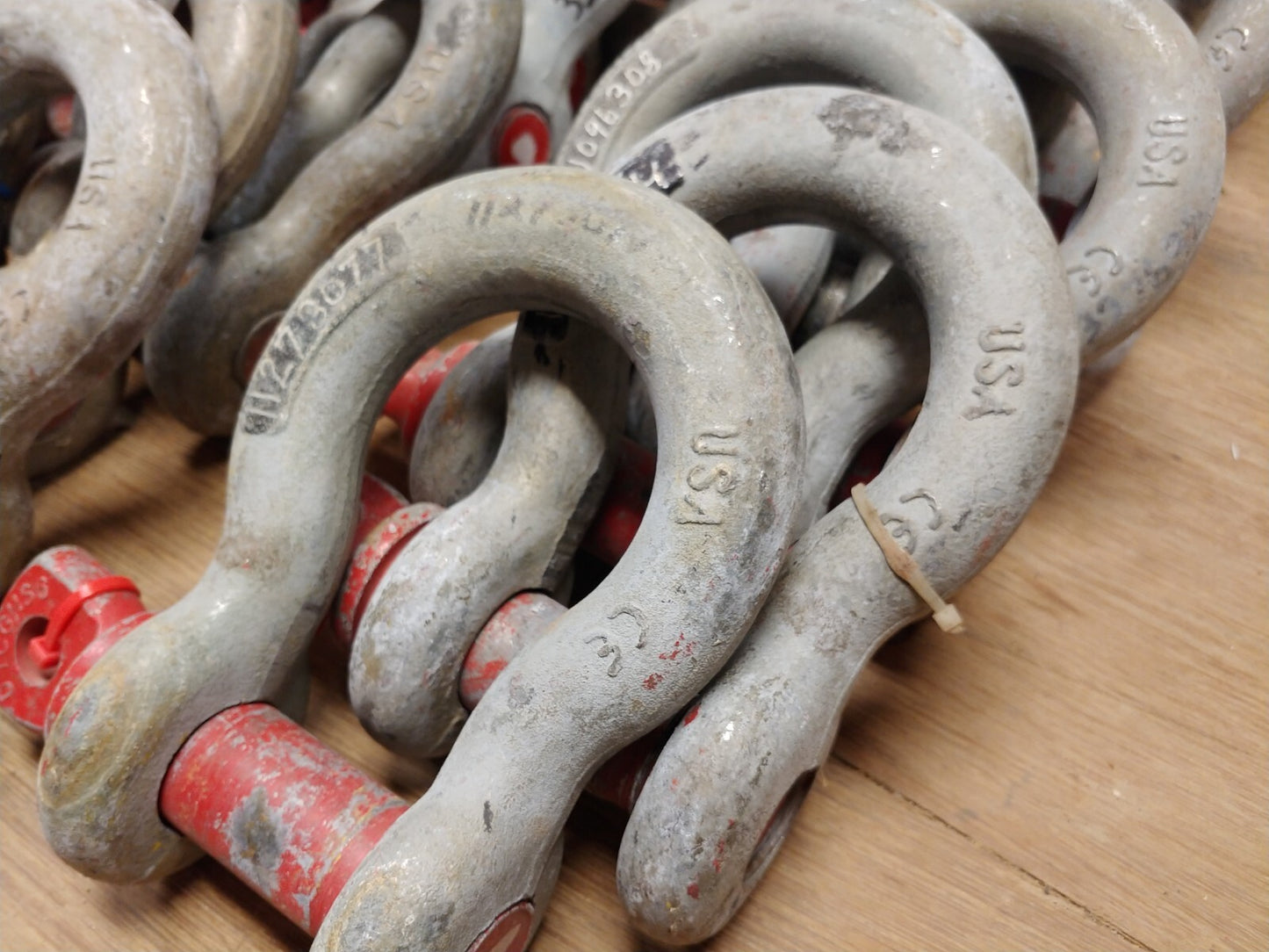 1 EA. Crosby 1-1/8 in. Screw Pin Anchor Shackle 9-1/2 Ton 1018552 G-209 USA