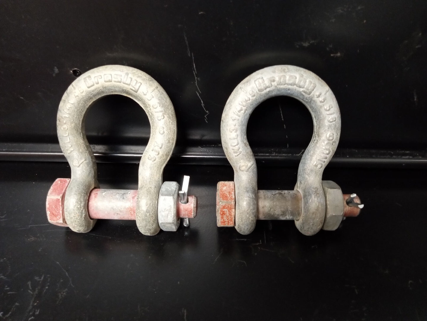 LOT OF 2 EA. Crosby 5/8 Bolt Type Anchor Shackles 3-1/4 ton G-2130 USA 1019490