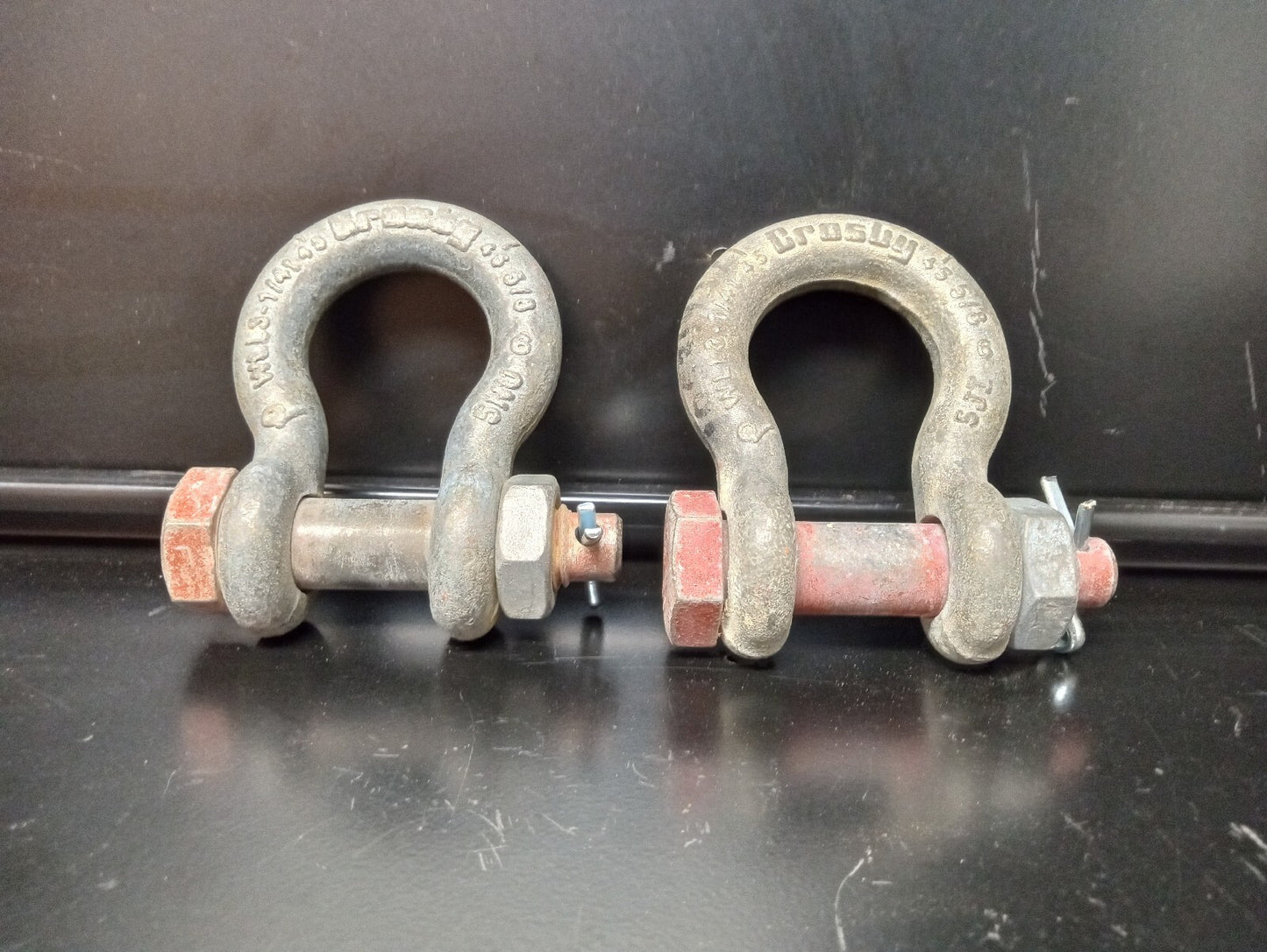 LOT OF 2 EA. Crosby 5/8 Bolt Type Anchor Shackles 3-1/4 ton G-2130 USA 1019490