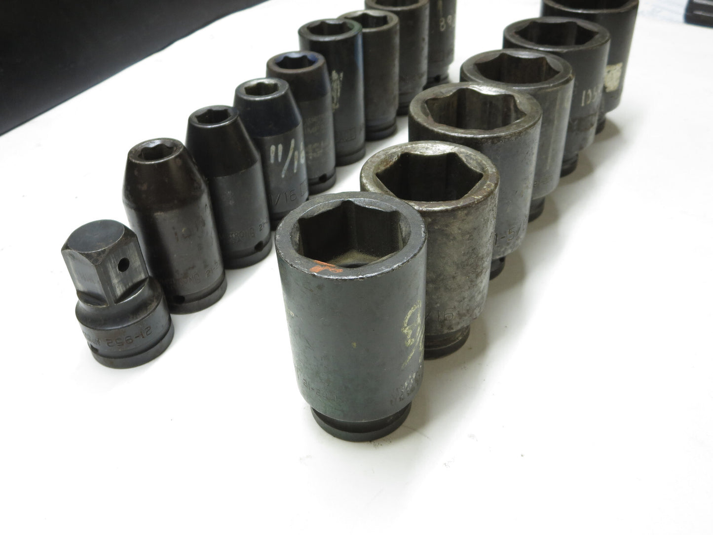 Armstrong USA 15-PCS 3/4 in Drive Deep Impact Sockets 9/16 To 1-3/4 Range