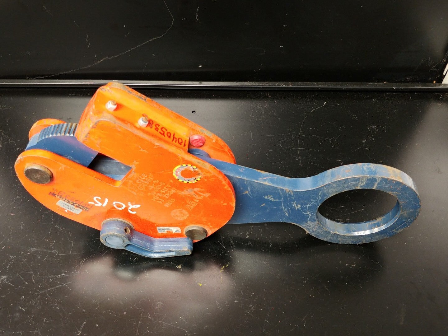 Crosby IP H-Beam Lifting Clamp 2705782 IPBKZ-3.75 Size 3/16" - 1" Capacity 3.75t