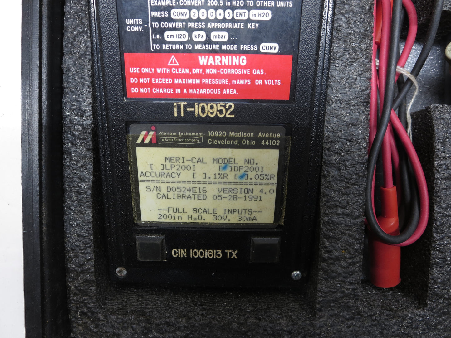 Meriam Meri-Cal DP200i Digital Manometer Calibrator Set w/ Handpump