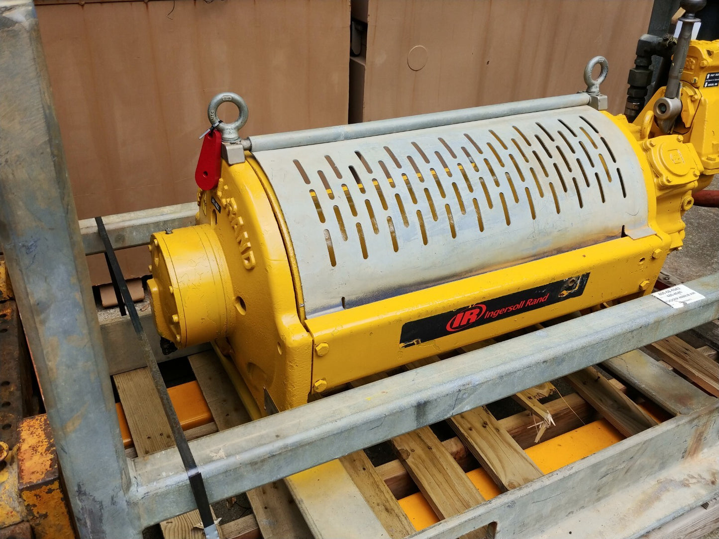 Ingersoll Rand FA2B Air Winch 2 ton Model FA2B-24XK1J12 Long Drum w/ Cage & FRL