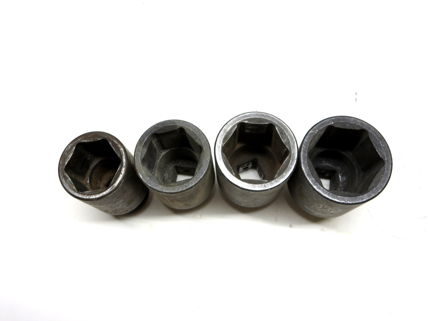 LOT OF 4 PCS GearWrench 3/4 DR Deep Impact Sockets 1-7/16, 1-1/2, 1-5/8, 1-13/16