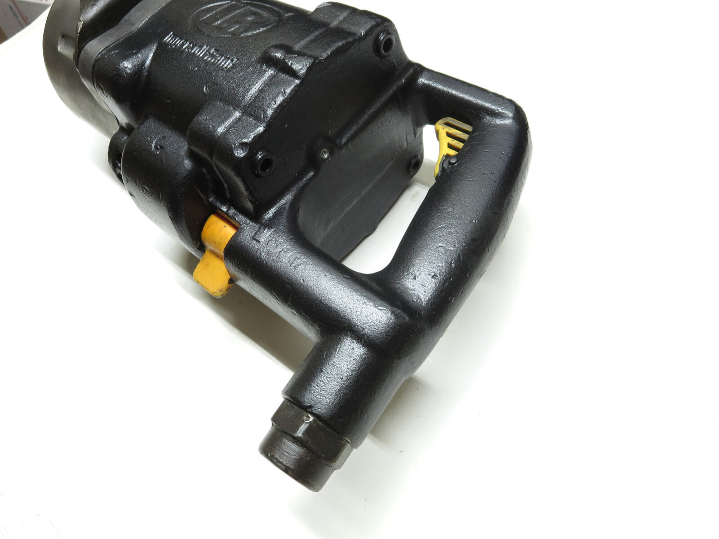 Ingersoll Rand 3955B2Ti Impact Wrench 1-1/2 in. Drive 5,000 FT LBS - Made in USA