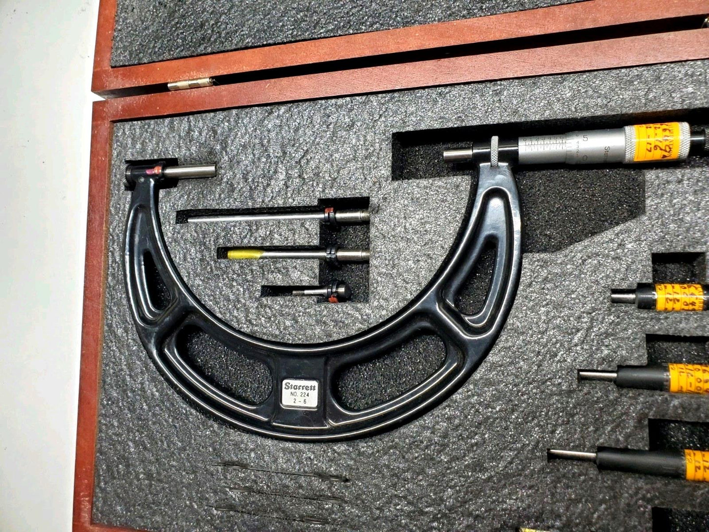 Starrett 224ARLZ 224 Series 2" - 6" Interchangeable Anvil Micrometer Set .001"